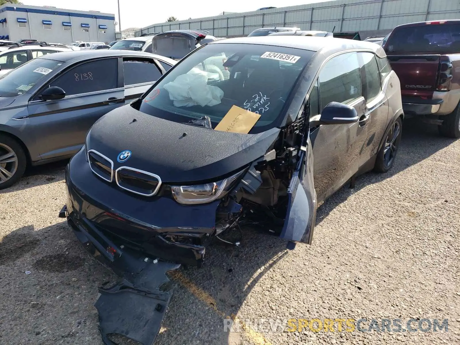 2 fotografías del automóvil dañado WBY8P6C00M7J19840 BMW I SERIES 2021