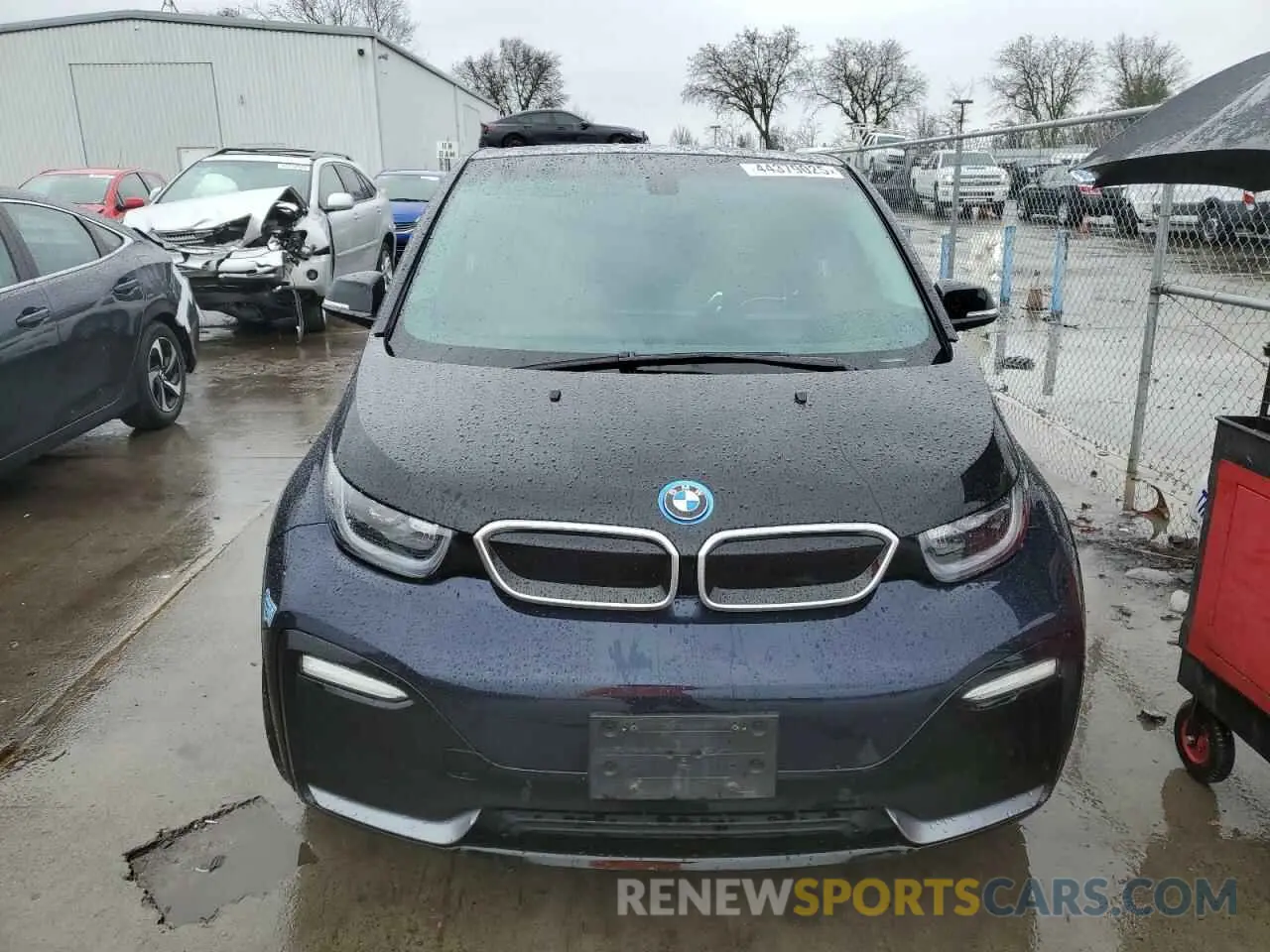 5 fotografías del automóvil dañado WBY8P8C05M7J46852 BMW I SERIES 2021