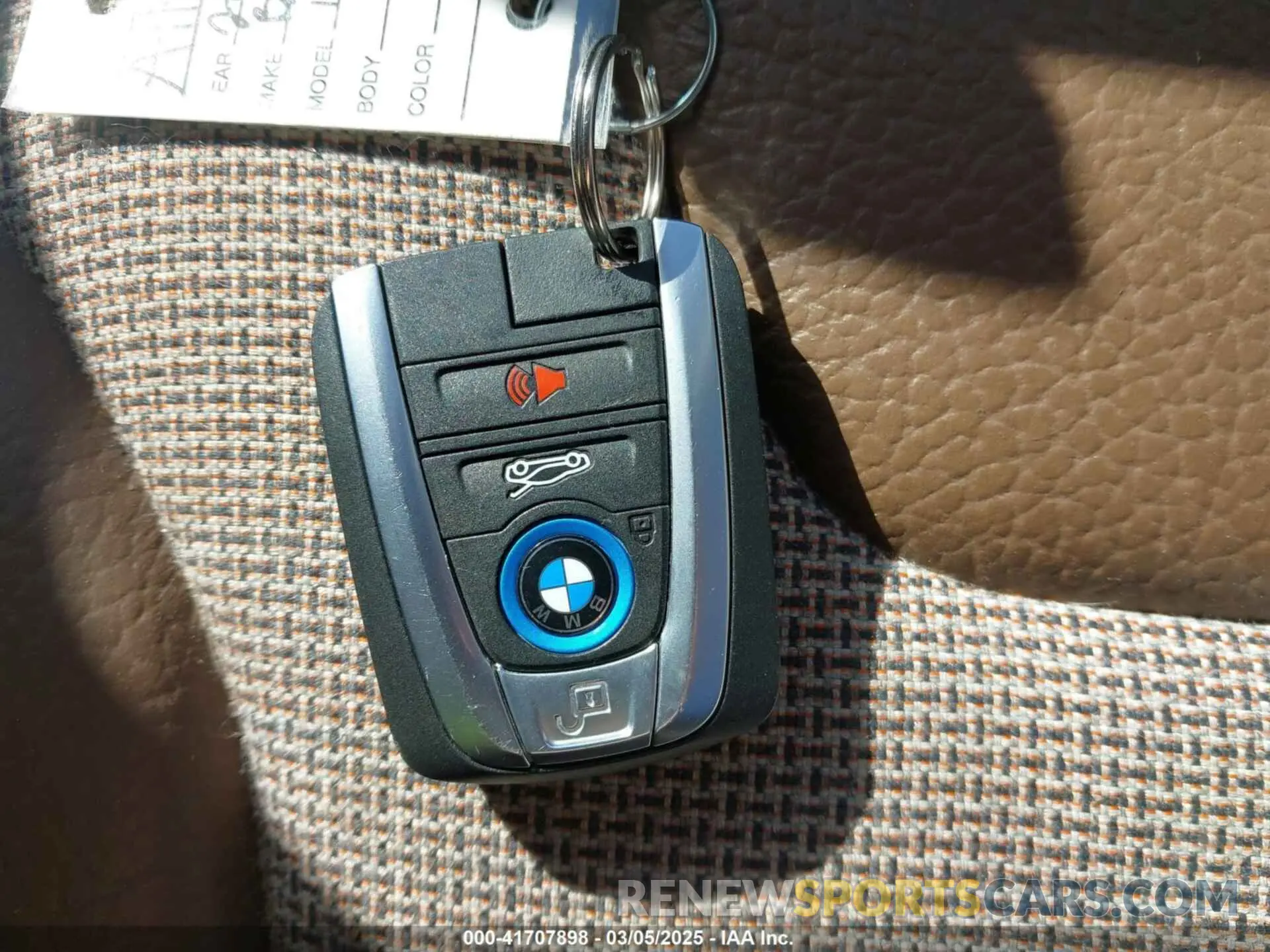11 fotografías del automóvil dañado WBY8P2C57K7E21520 BMW I3 2019