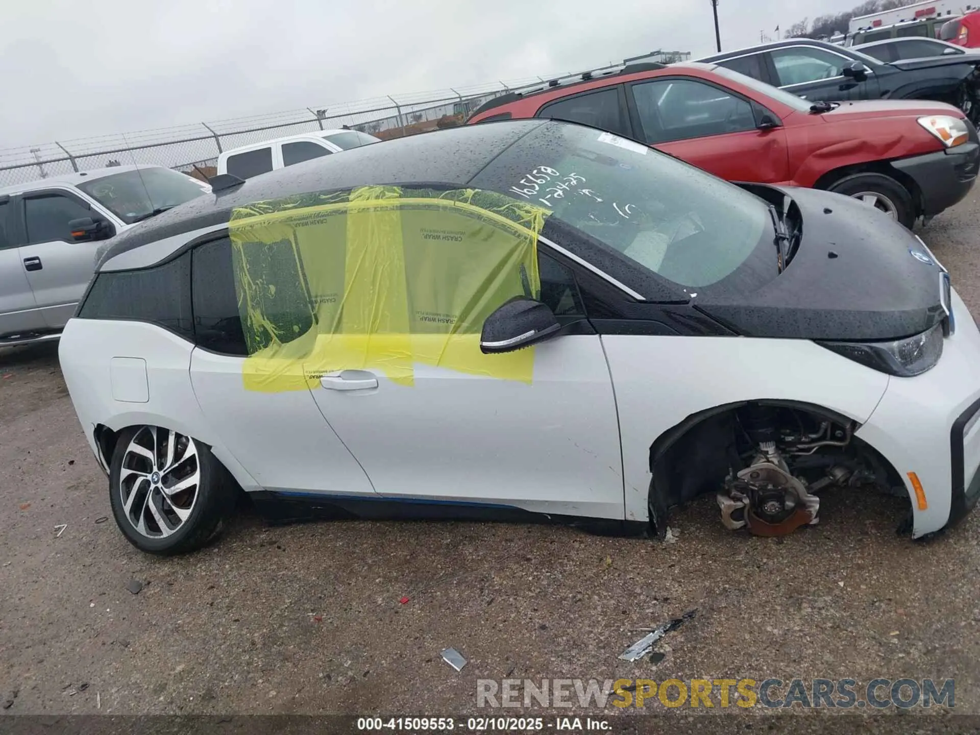 13 fotografías del automóvil dañado WBY8P2C59K7D97415 BMW I3 2019