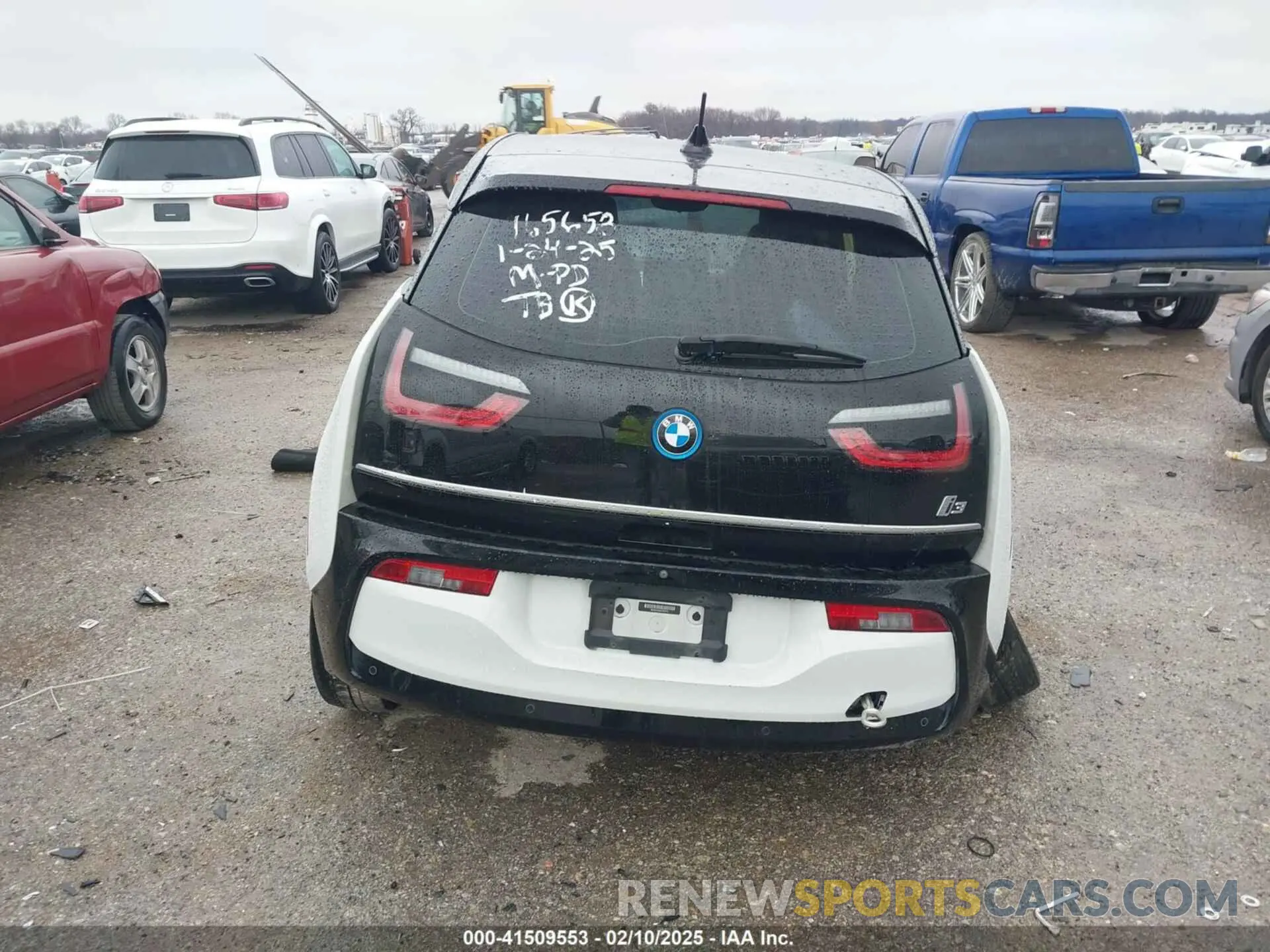 16 fotografías del automóvil dañado WBY8P2C59K7D97415 BMW I3 2019