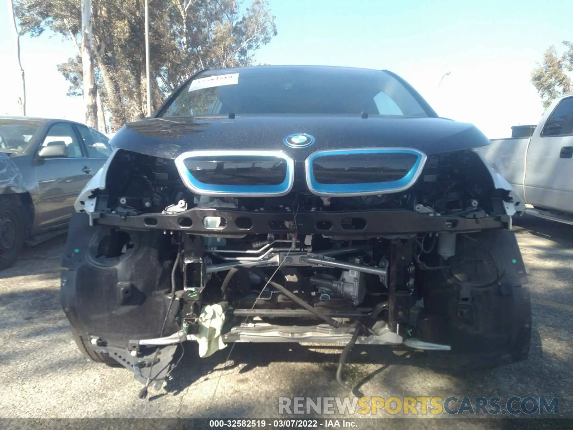6 fotografías del automóvil dañado WBY8P4C55K7D28796 BMW I3 2019