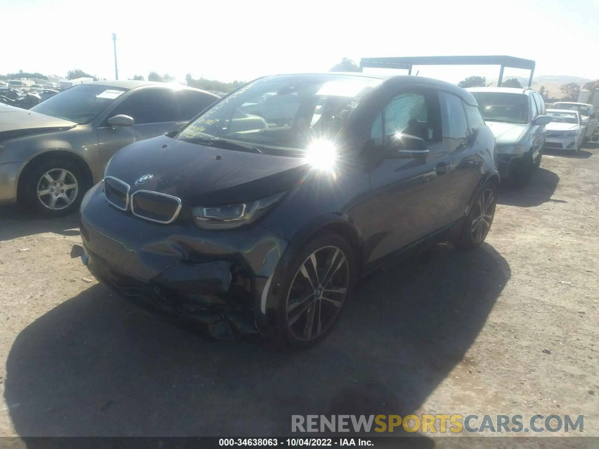 2 fotografías del automóvil dañado WBY8P8C58K7D78325 BMW I3 2019