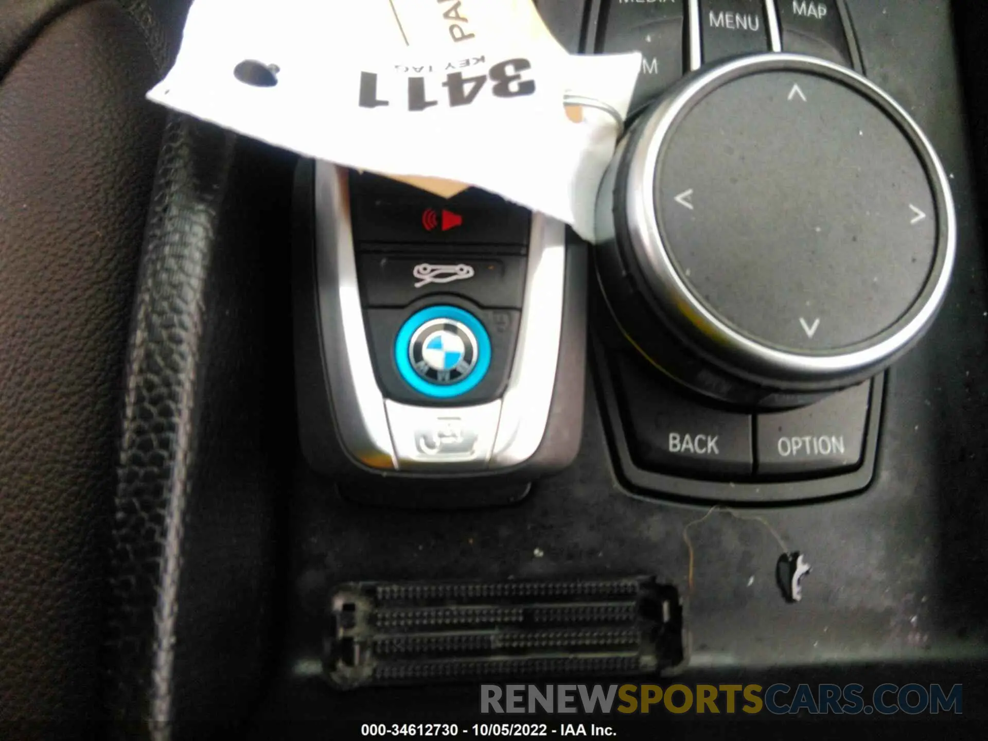 11 fotografías del automóvil dañado WBY8P6C04L7H18516 BMW I3 2020