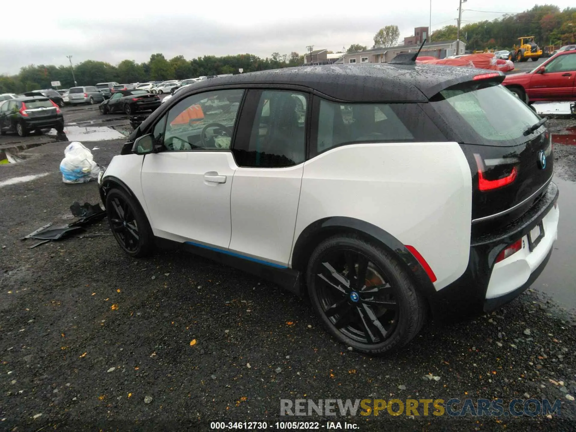 3 fotografías del automóvil dañado WBY8P6C04L7H18516 BMW I3 2020