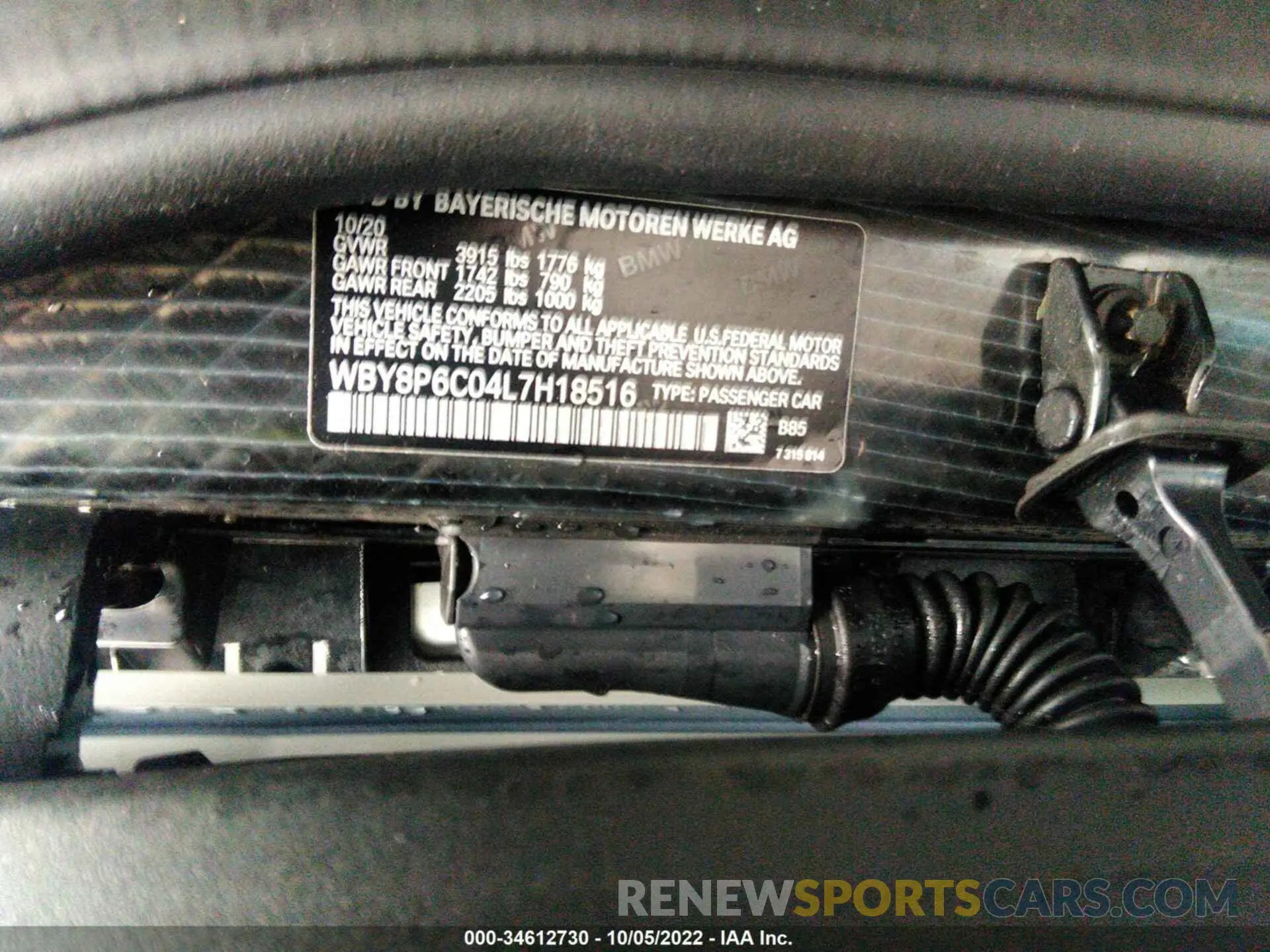 9 fotografías del automóvil dañado WBY8P6C04L7H18516 BMW I3 2020