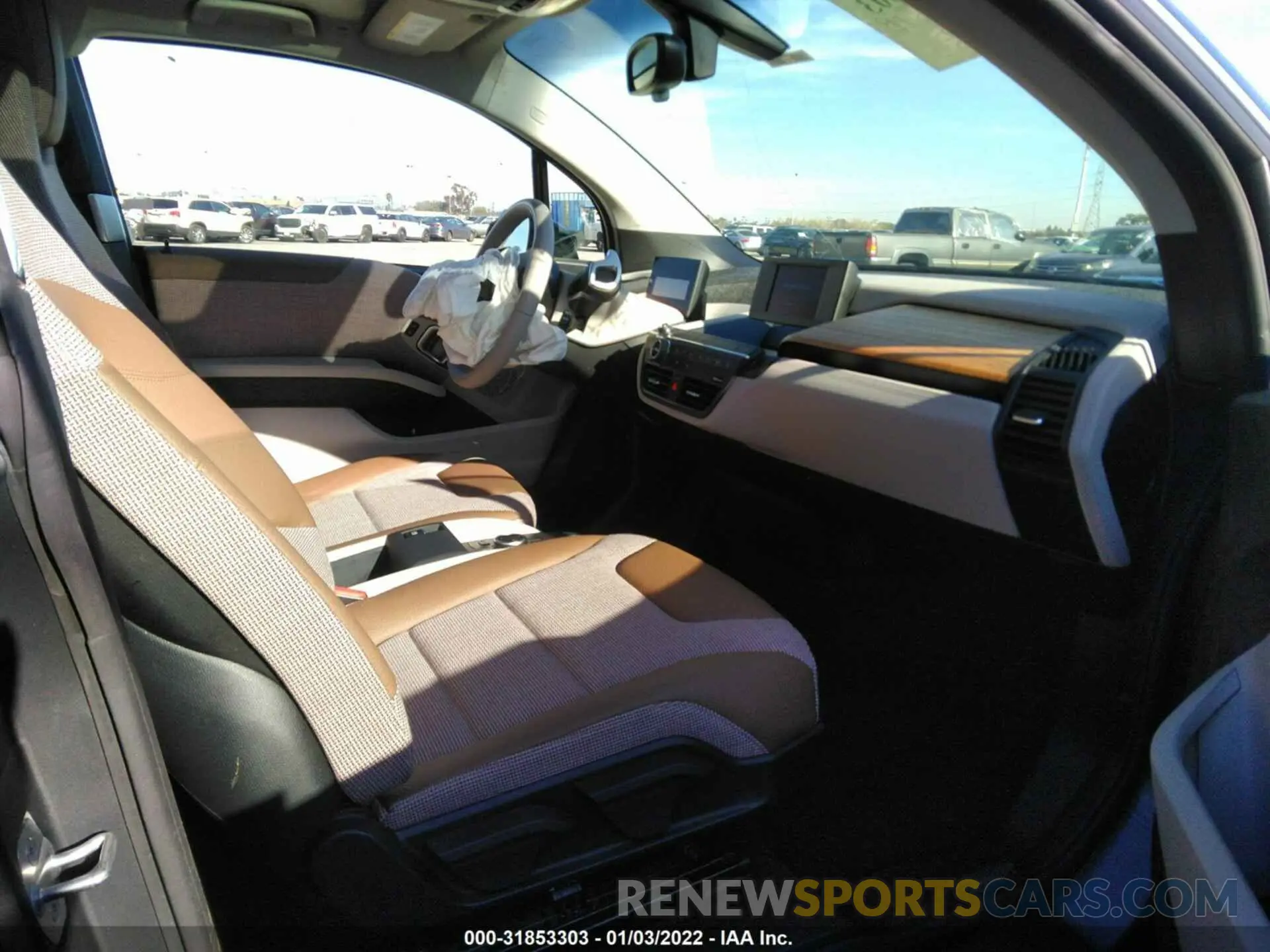 5 fotografías del automóvil dañado WBY8P2C01M7K07577 BMW I3 2021