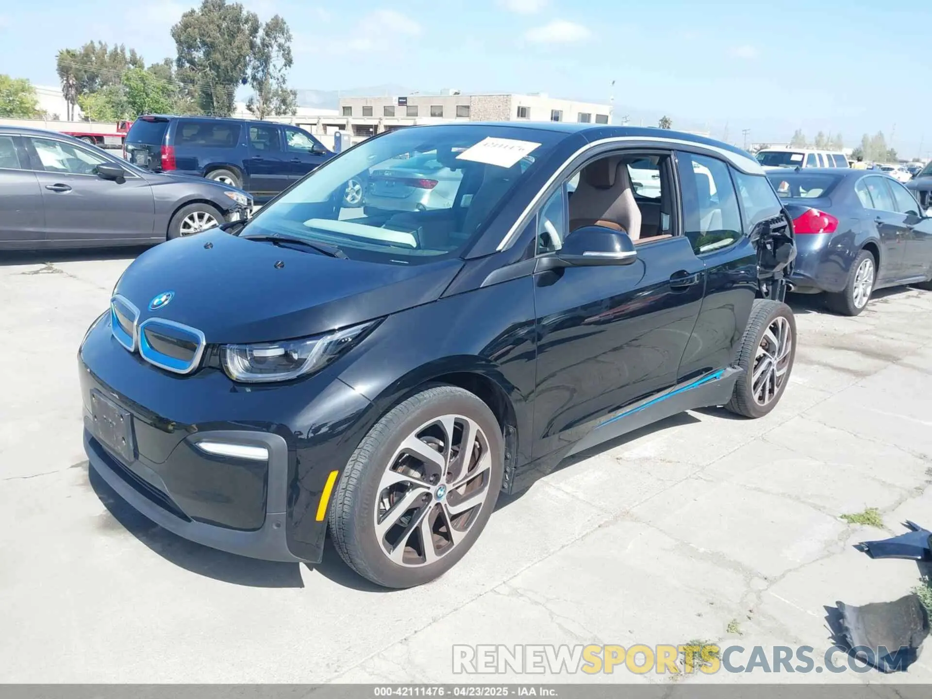 2 fotografías del automóvil dañado WBY8P2C04M7J50324 BMW I3 2021