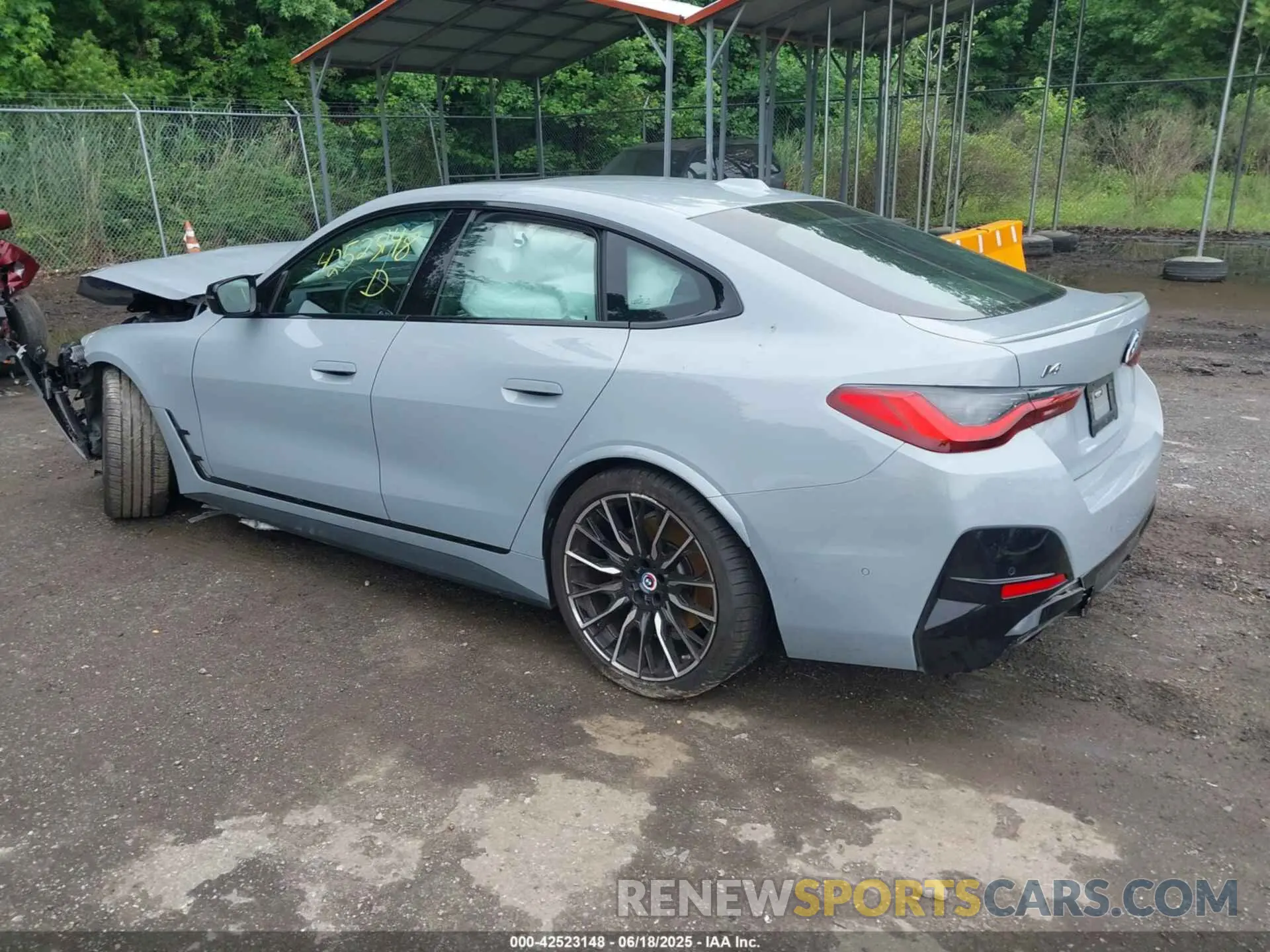 3 fotografías del automóvil dañado WBY33AW02NFN17224 BMW I4 2022