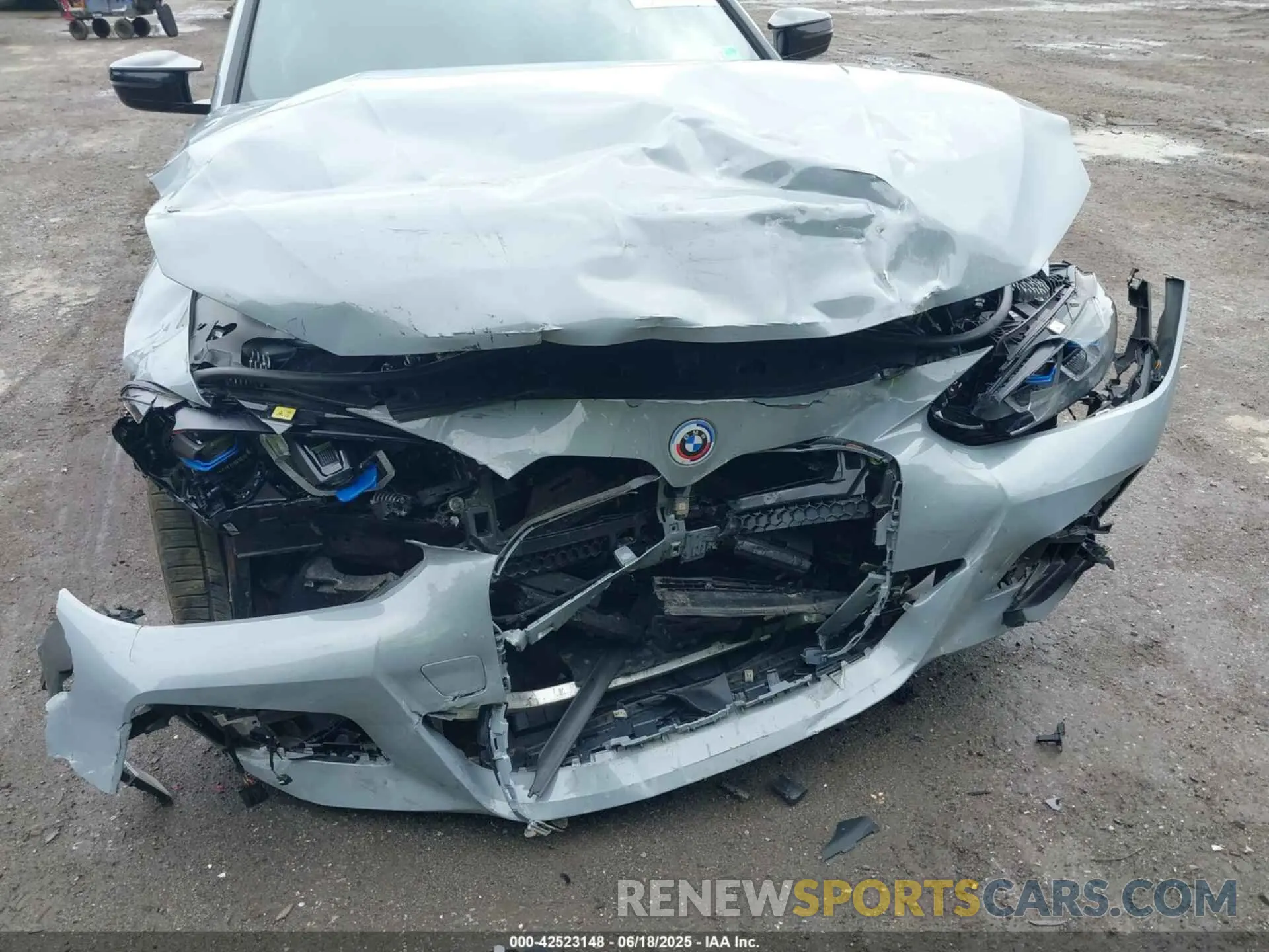 6 fotografías del automóvil dañado WBY33AW02NFN17224 BMW I4 2022