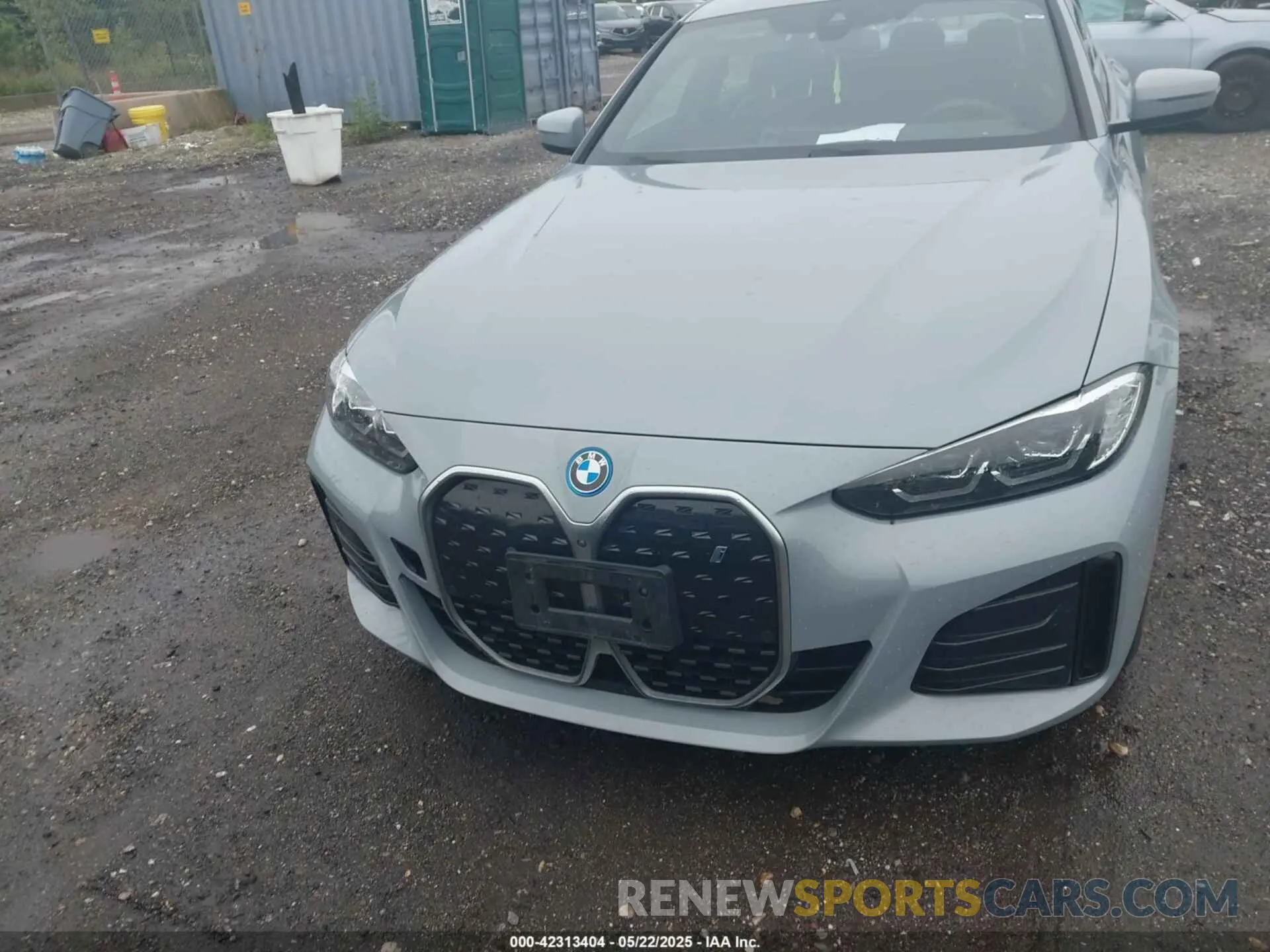 12 fotografías del automóvil dañado WBY73AW00NFN14842 BMW I4 2022