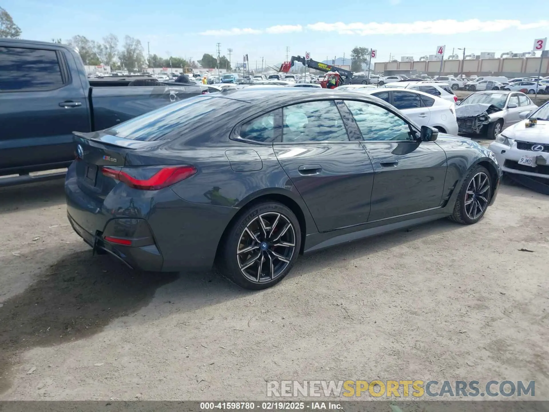 4 fotografías del automóvil dañado WBY33AW01PFR39908 BMW I4 2023