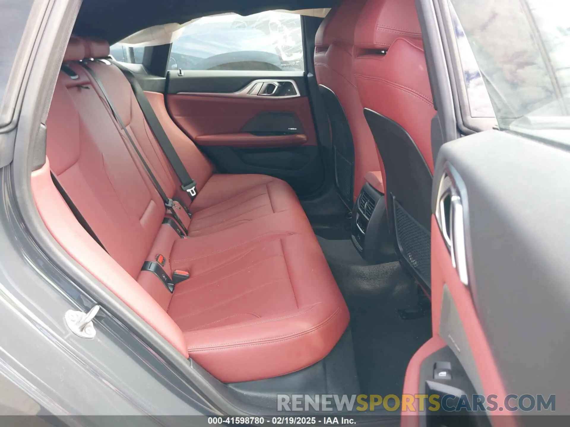 8 fotografías del automóvil dañado WBY33AW01PFR39908 BMW I4 2023