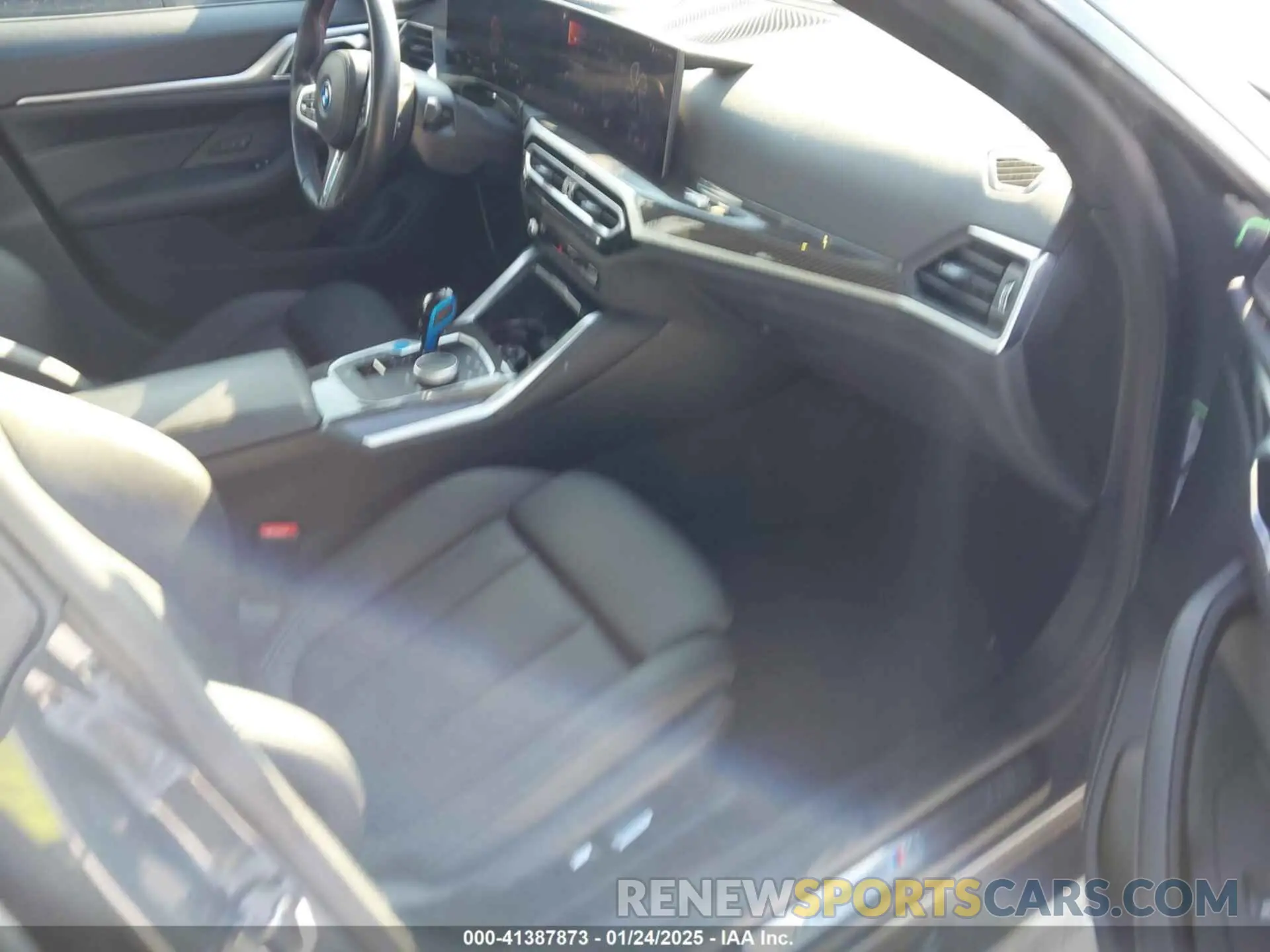 5 fotografías del automóvil dañado WBY33AW03PFN81310 BMW I4 2023