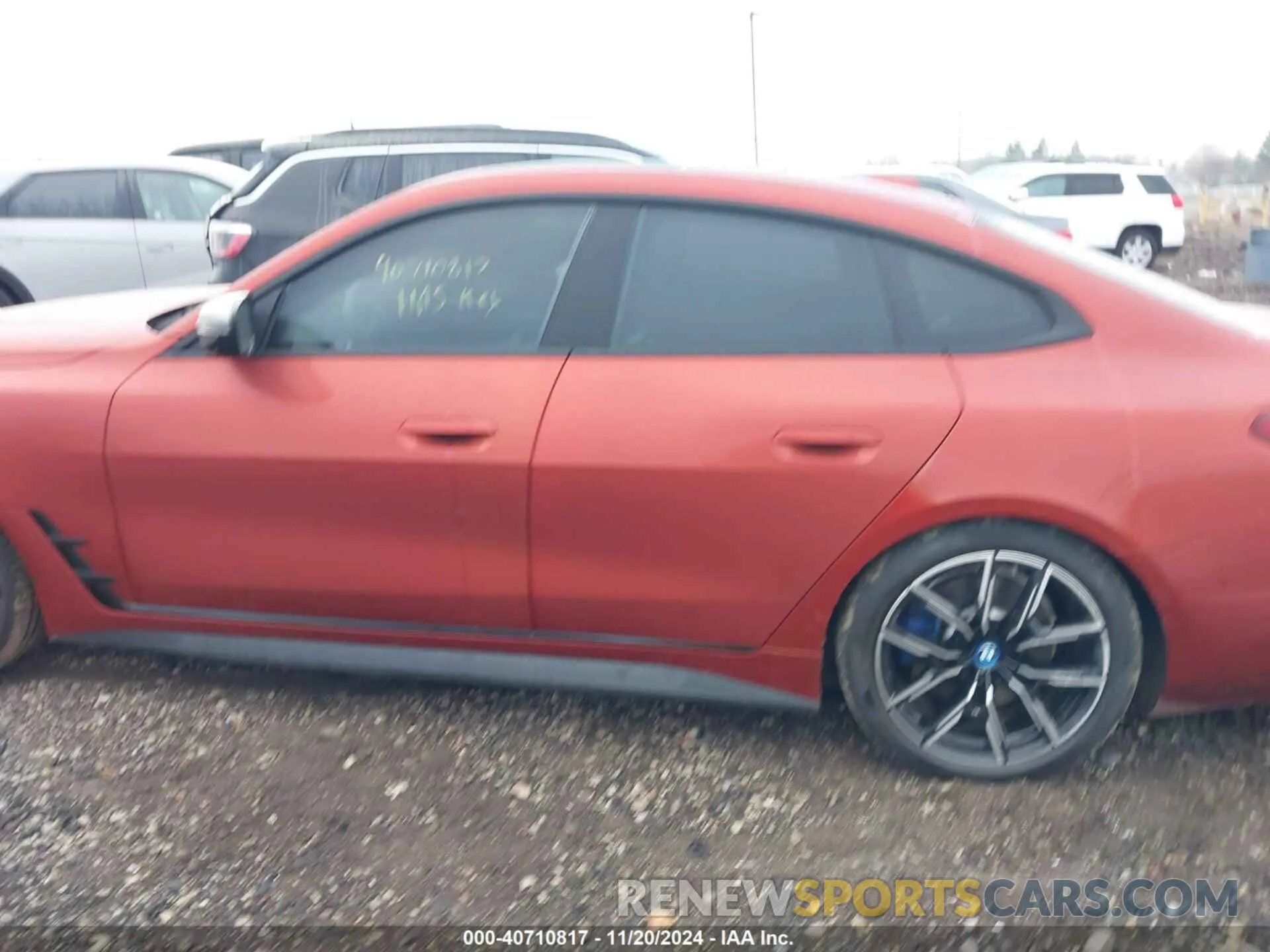 15 fotografías del automóvil dañado WBY33AW04PFP54493 BMW I4 2023