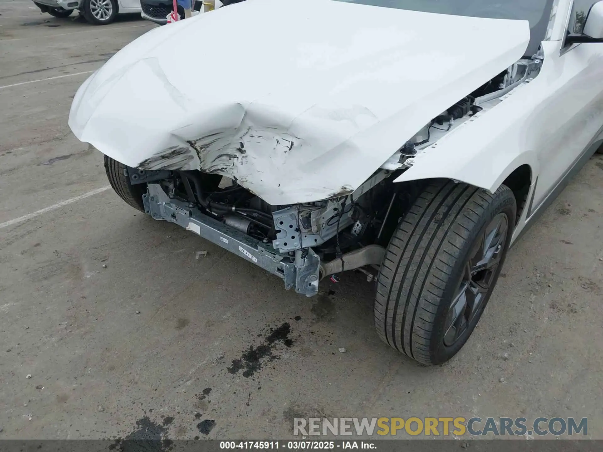 6 fotografías del automóvil dañado WBY43AW04PFP70309 BMW I4 2023