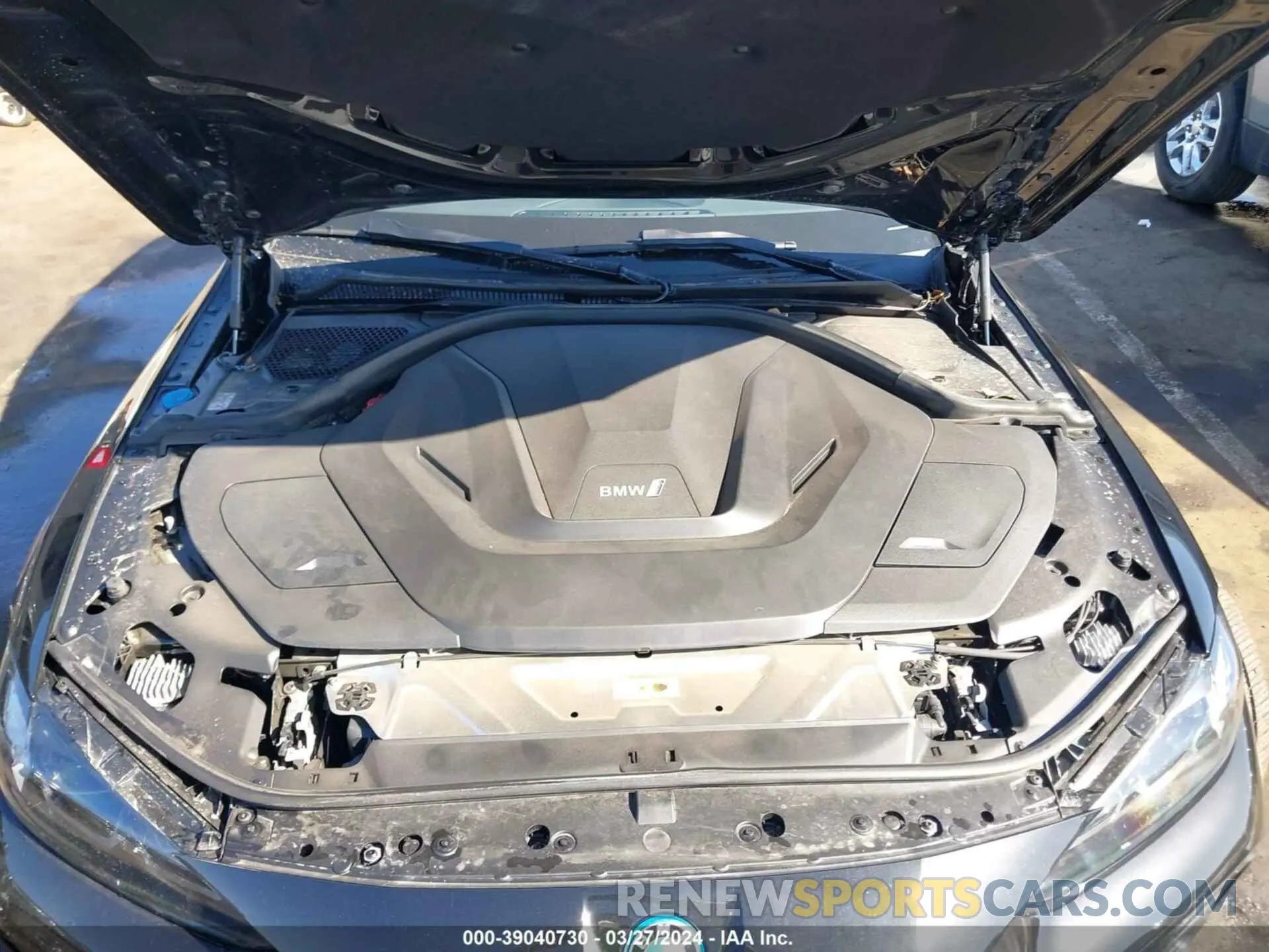 10 fotografías del automóvil dañado WBY73AW01PFP04765 BMW I4 2023