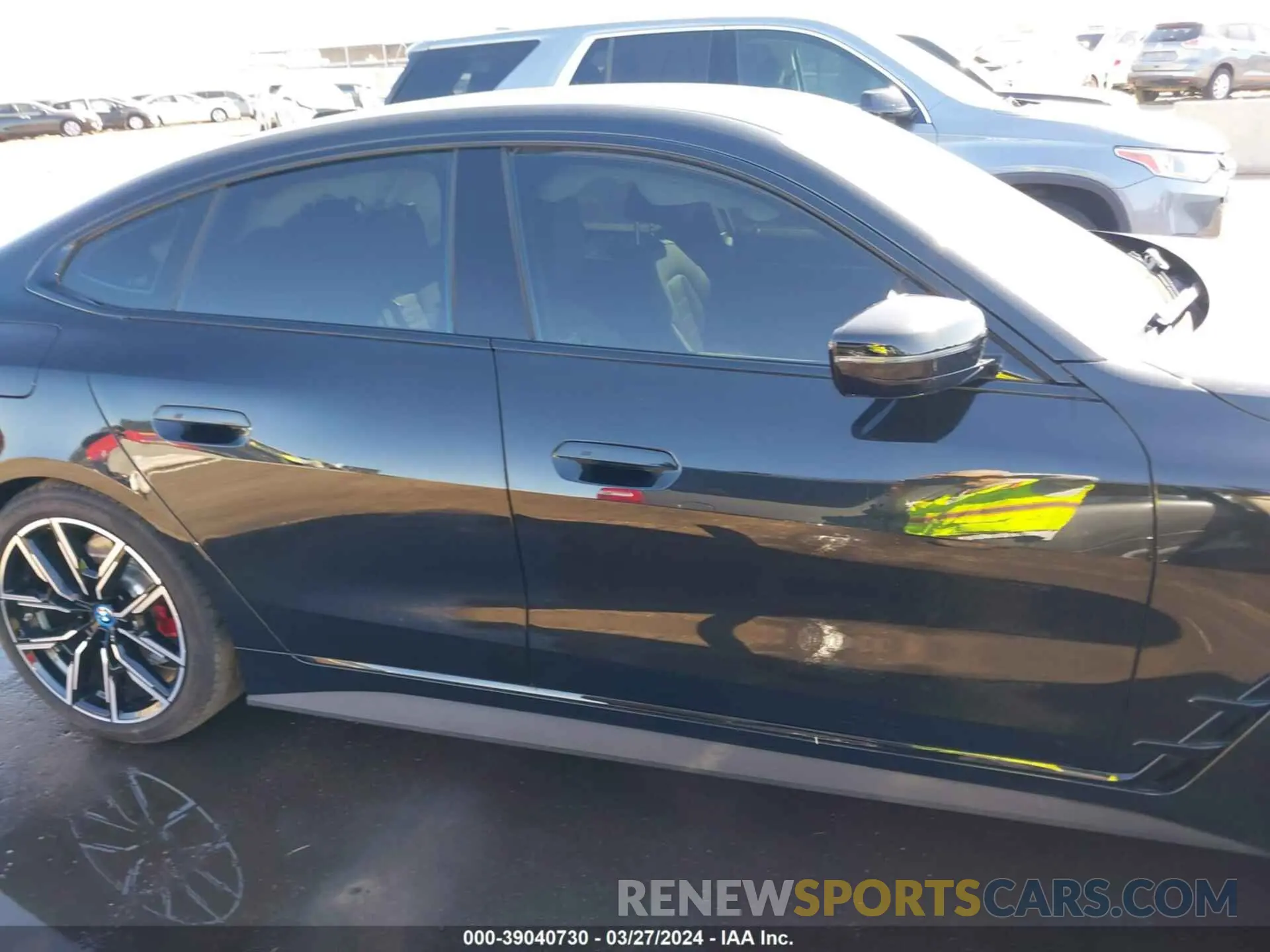 13 fotografías del automóvil dañado WBY73AW01PFP04765 BMW I4 2023