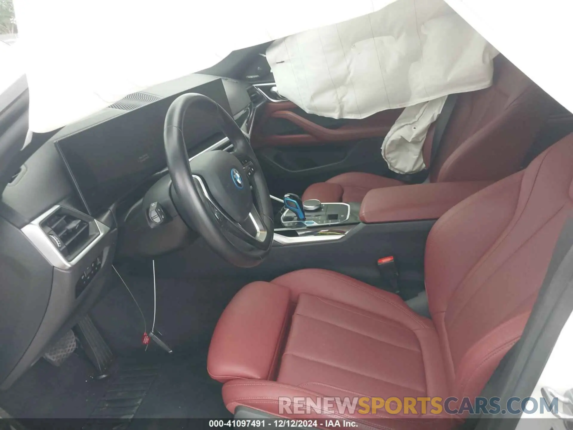 5 fotografías del automóvil dañado WBY73AW02PFP24894 BMW I4 2023