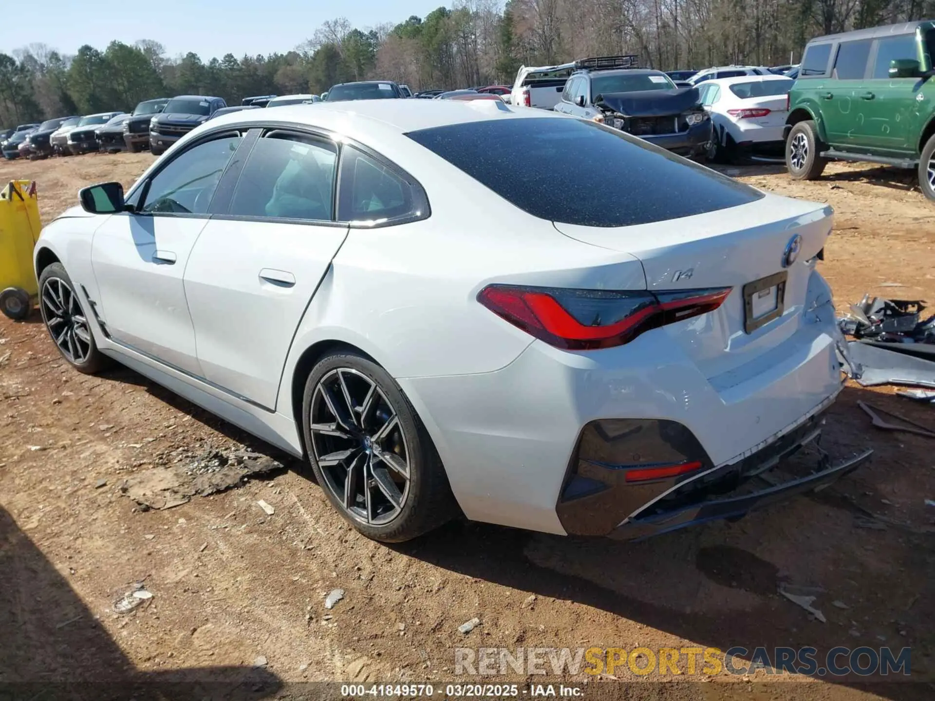 3 fotografías del automóvil dañado WBY73AW08PFN72118 BMW I4 2023