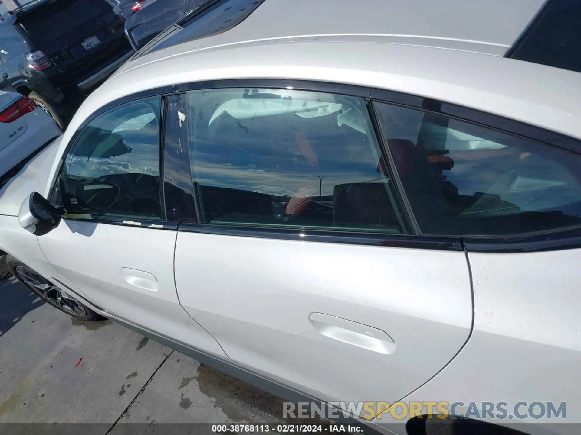 15 fotografías del automóvil dañado WBY73AW0XPFR31159 BMW I4 2023