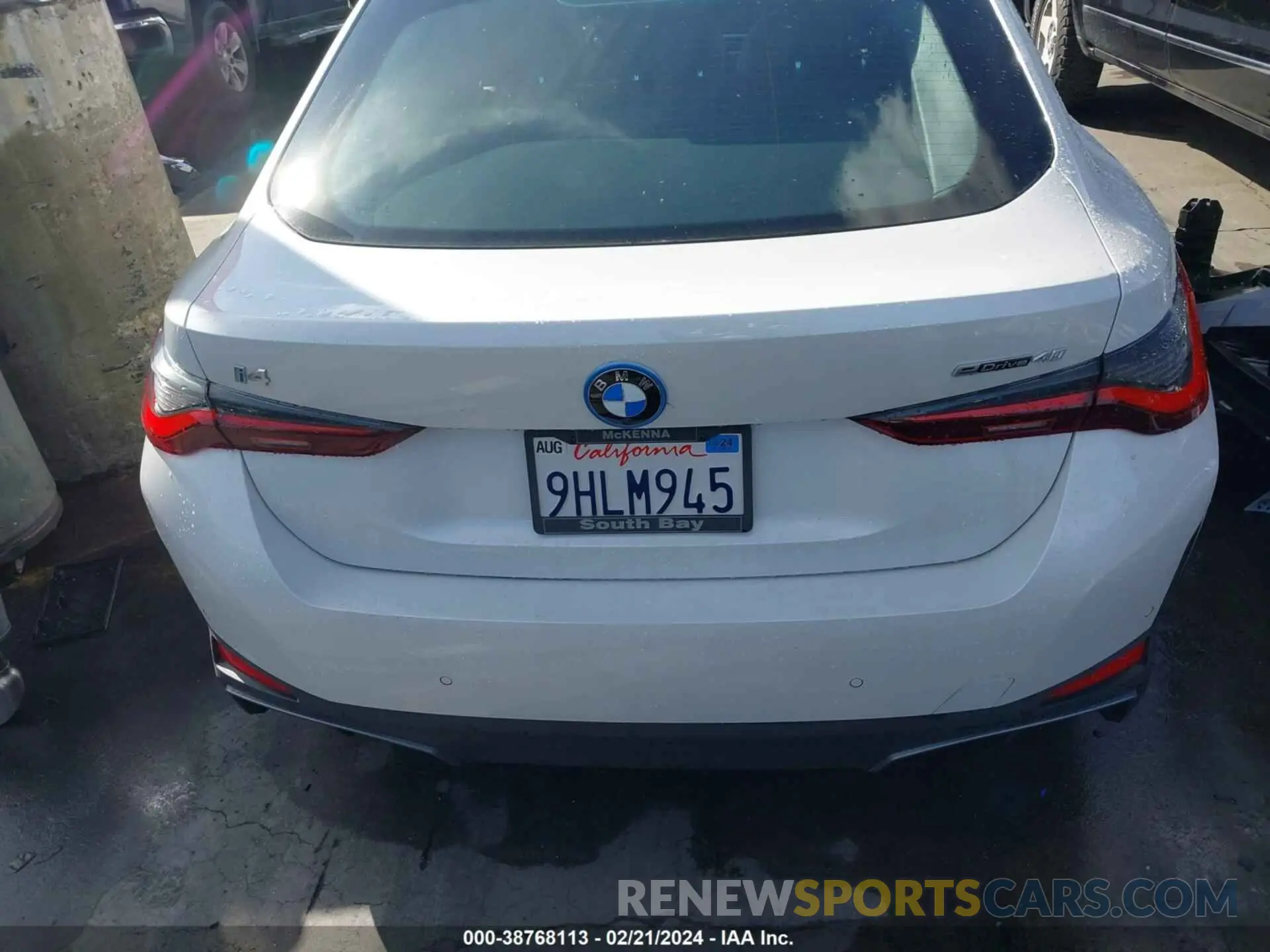 17 fotografías del automóvil dañado WBY73AW0XPFR31159 BMW I4 2023