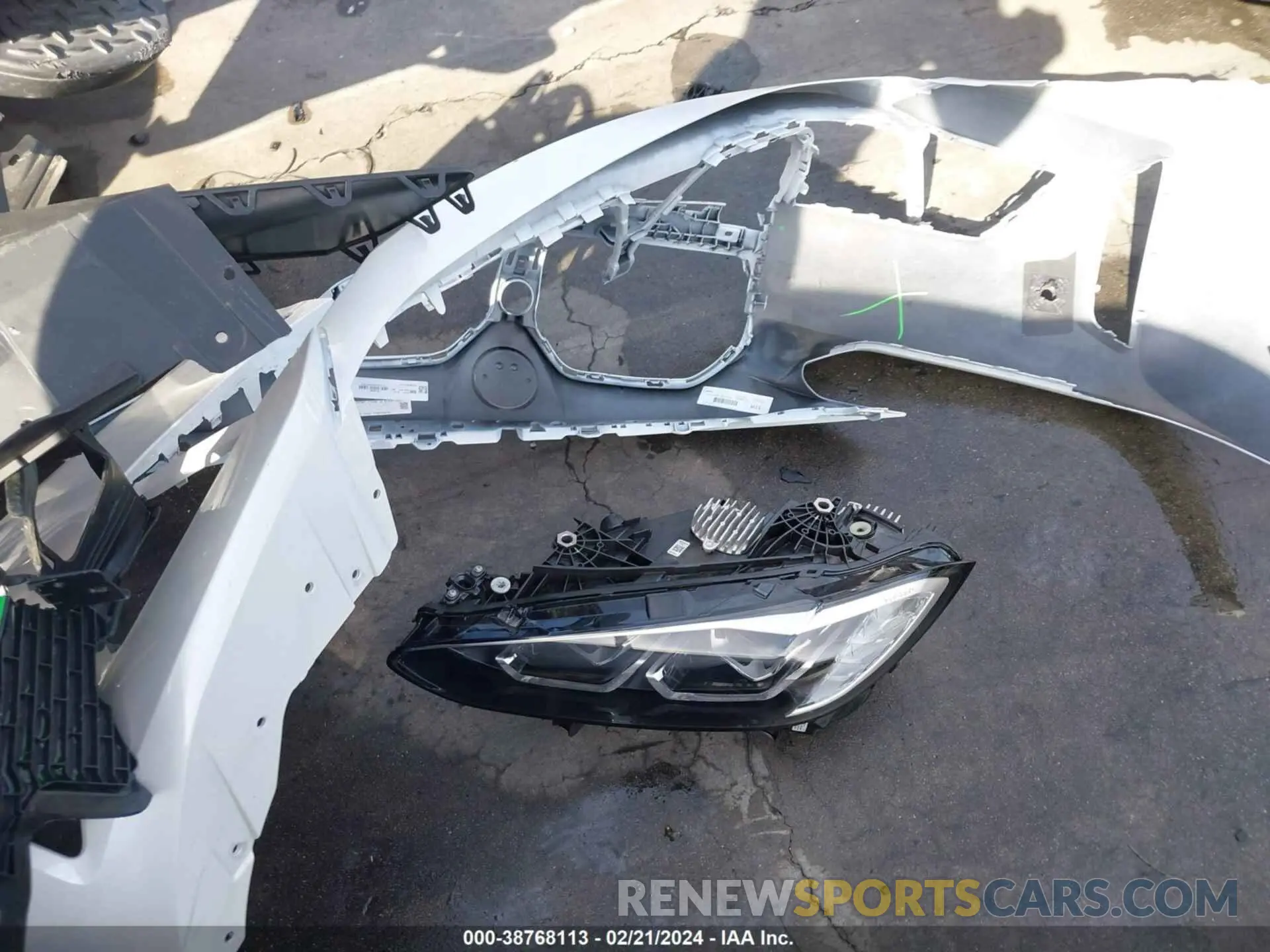 20 fotografías del automóvil dañado WBY73AW0XPFR31159 BMW I4 2023