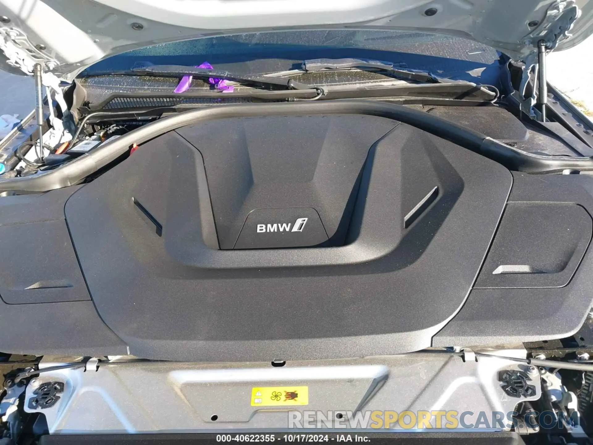 10 fotografías del automóvil dañado WBY33AW09RFR96814 BMW I4 2024