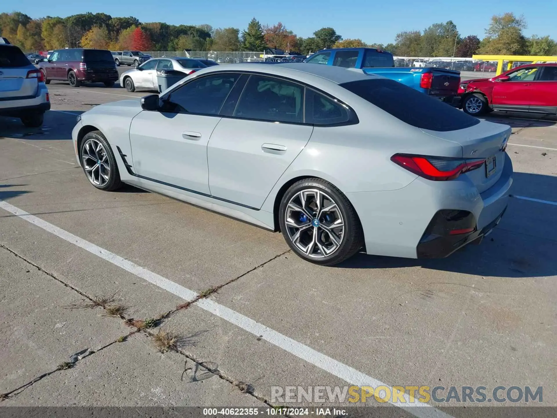 3 fotografías del automóvil dañado WBY33AW09RFR96814 BMW I4 2024