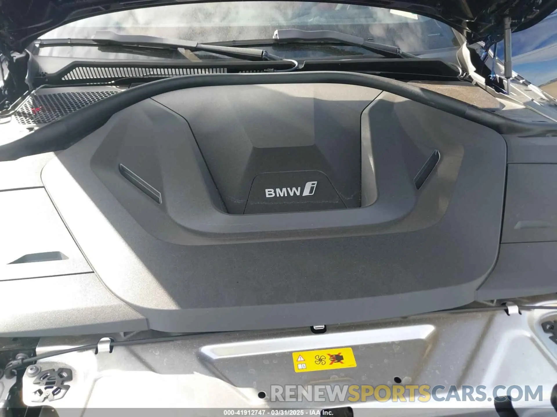 10 fotografías del automóvil dañado WBY33AW09RFS45891 BMW I4 2024