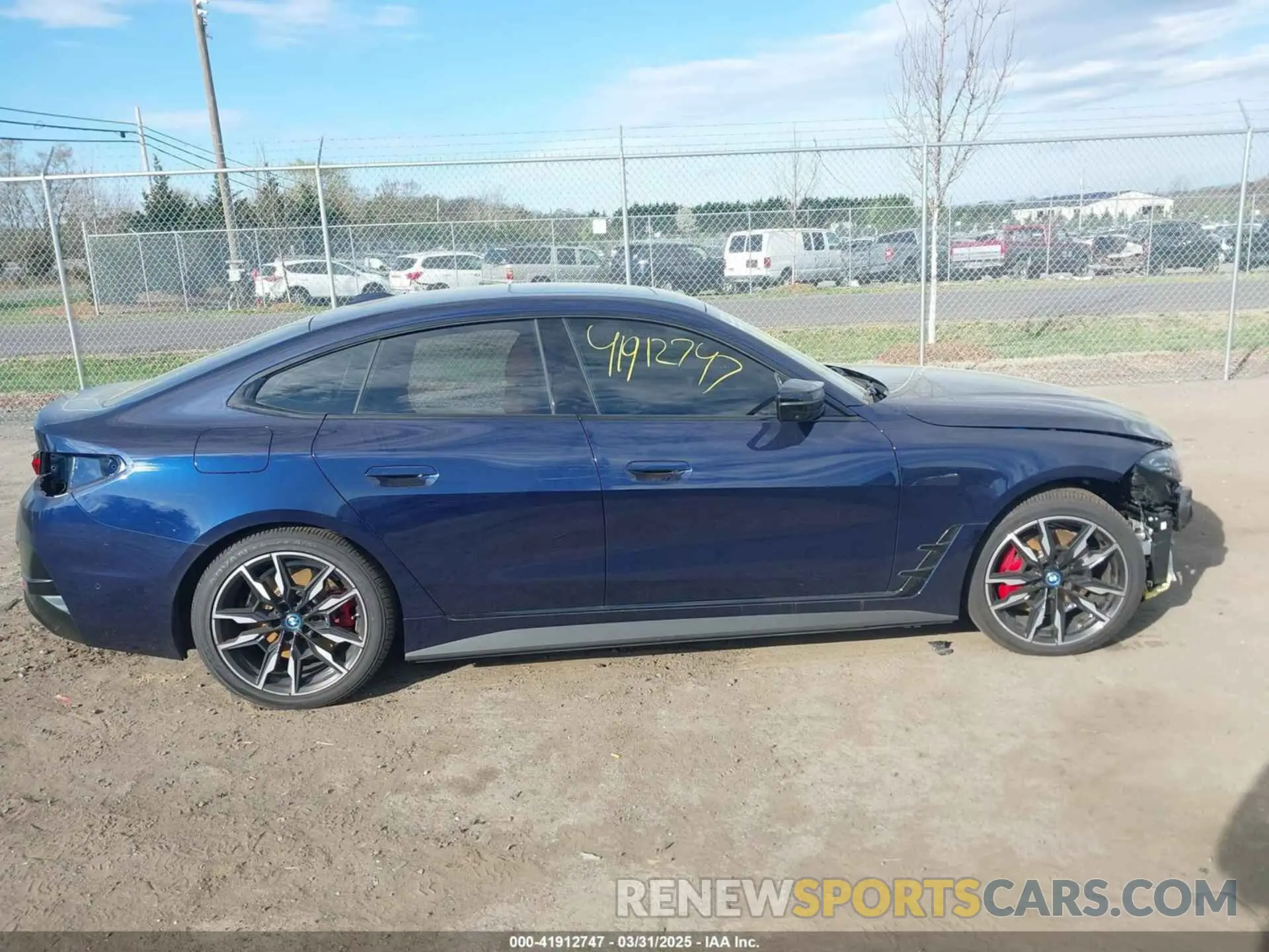 12 fotografías del automóvil dañado WBY33AW09RFS45891 BMW I4 2024