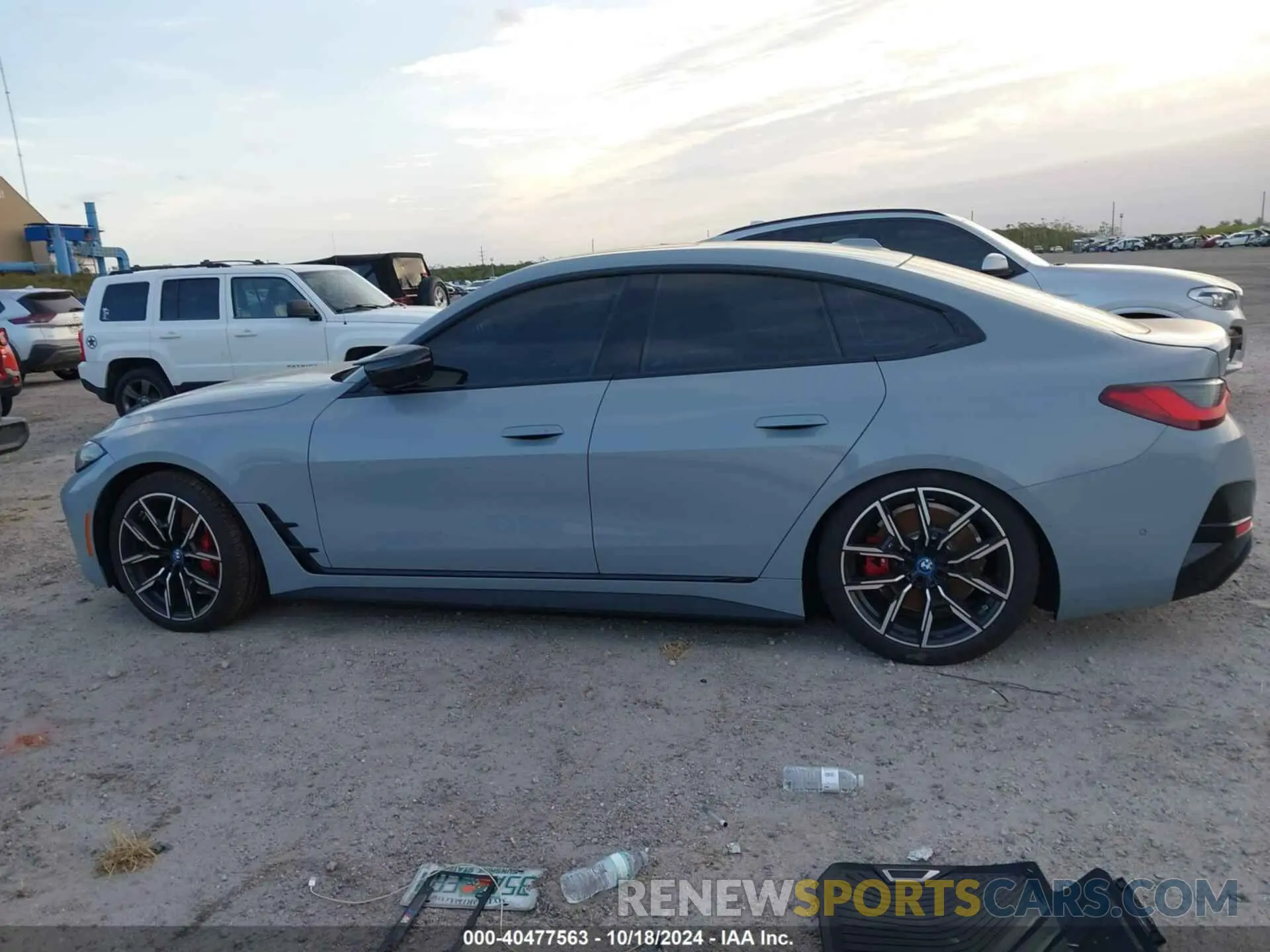 14 fotografías del automóvil dañado WBY33AW0XRFS81282 BMW I4 2024