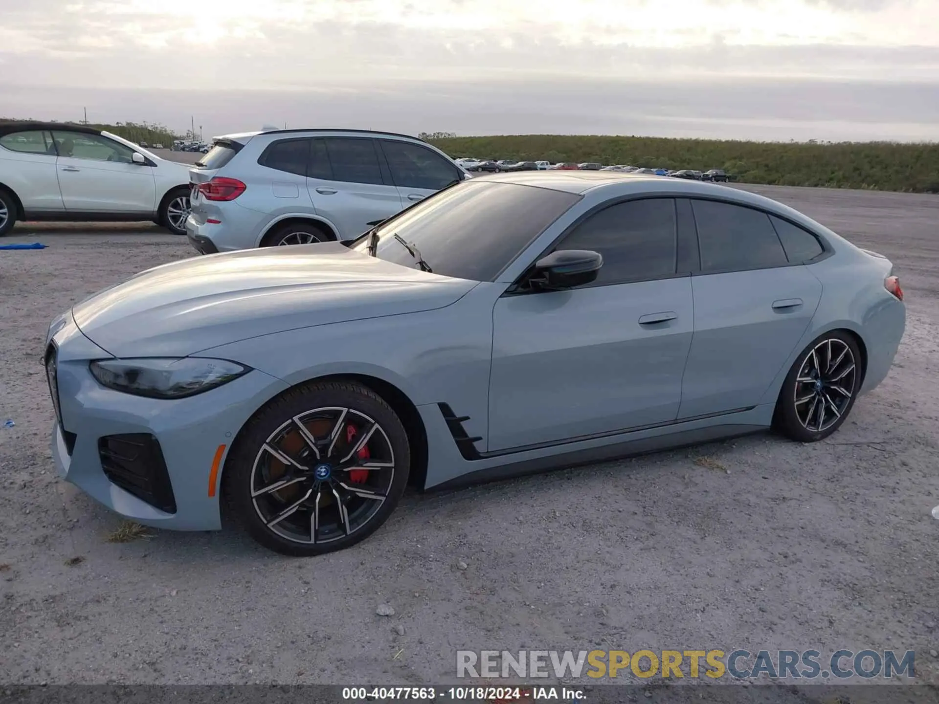 2 fotografías del automóvil dañado WBY33AW0XRFS81282 BMW I4 2024