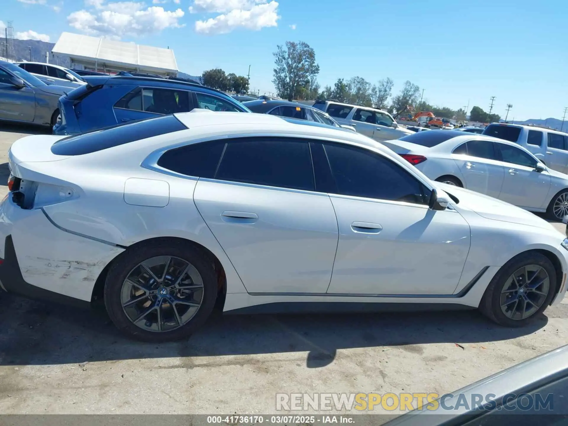 14 fotografías del automóvil dañado WBY43AW00RFS68805 BMW I4 2024