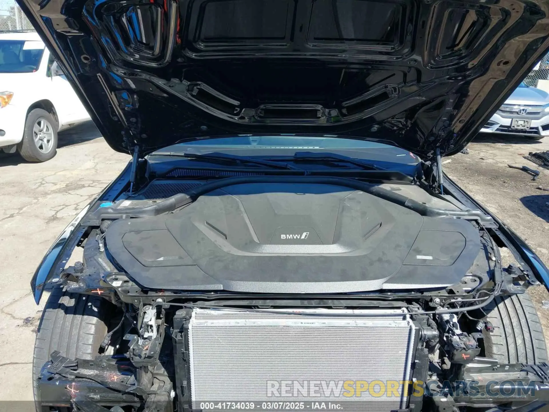 10 fotografías del automóvil dañado WBY43AW01RFS94328 BMW I4 2024