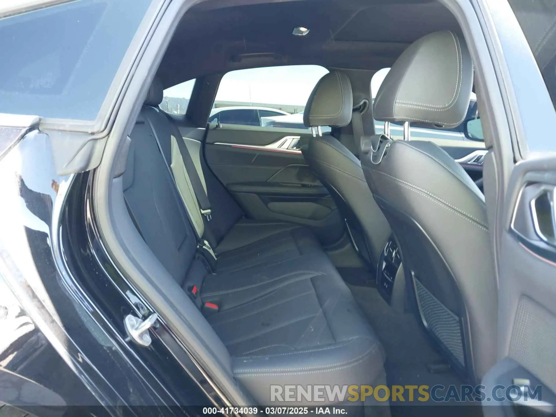 8 fotografías del automóvil dañado WBY43AW01RFS94328 BMW I4 2024