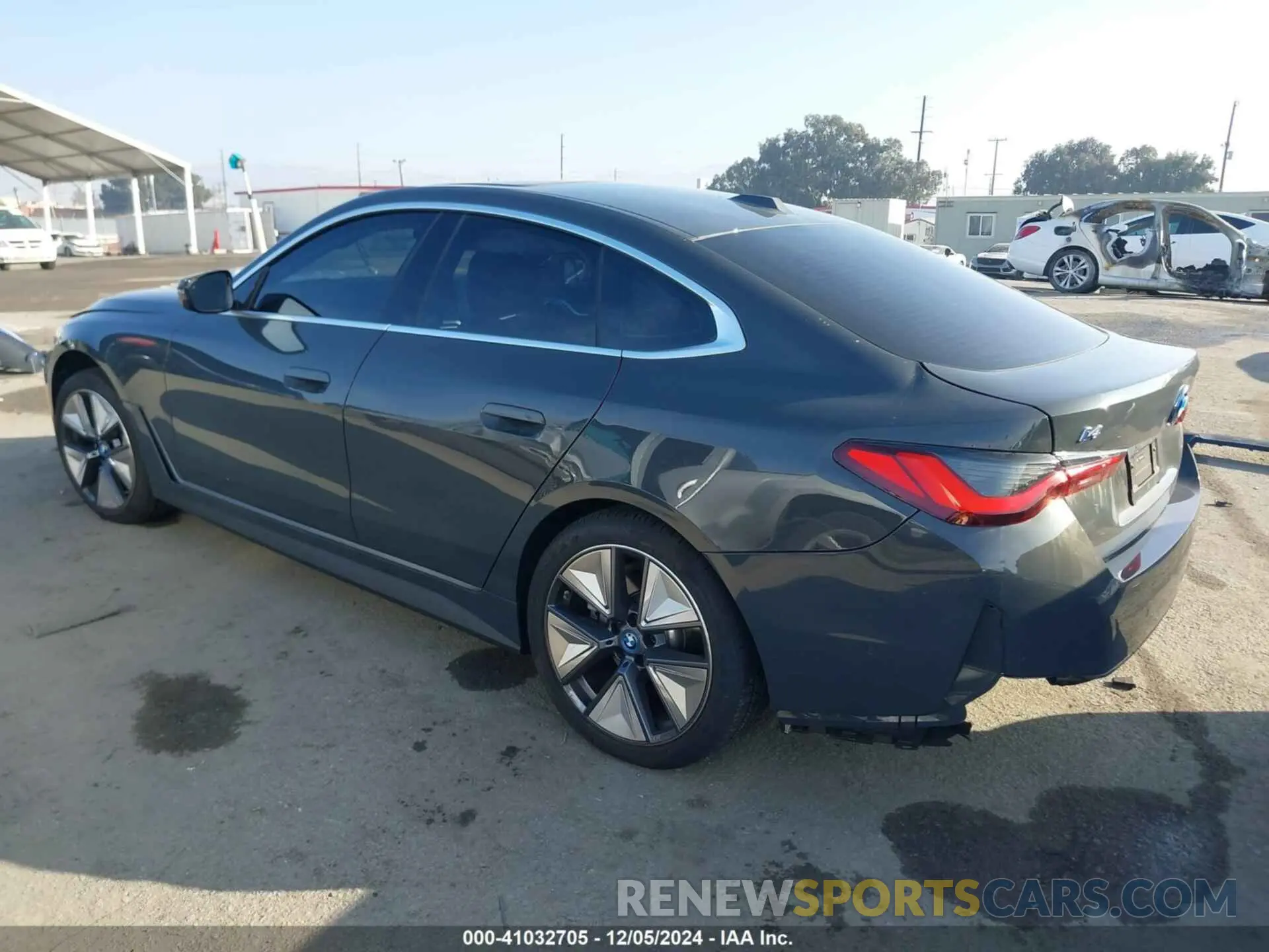 3 fotografías del automóvil dañado WBY43AW01RFS99206 BMW I4 2024