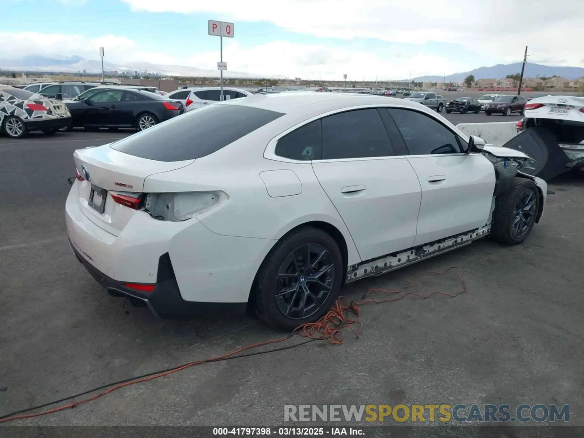 4 fotografías del automóvil dañado WBY43AW04RFR67340 BMW I4 2024