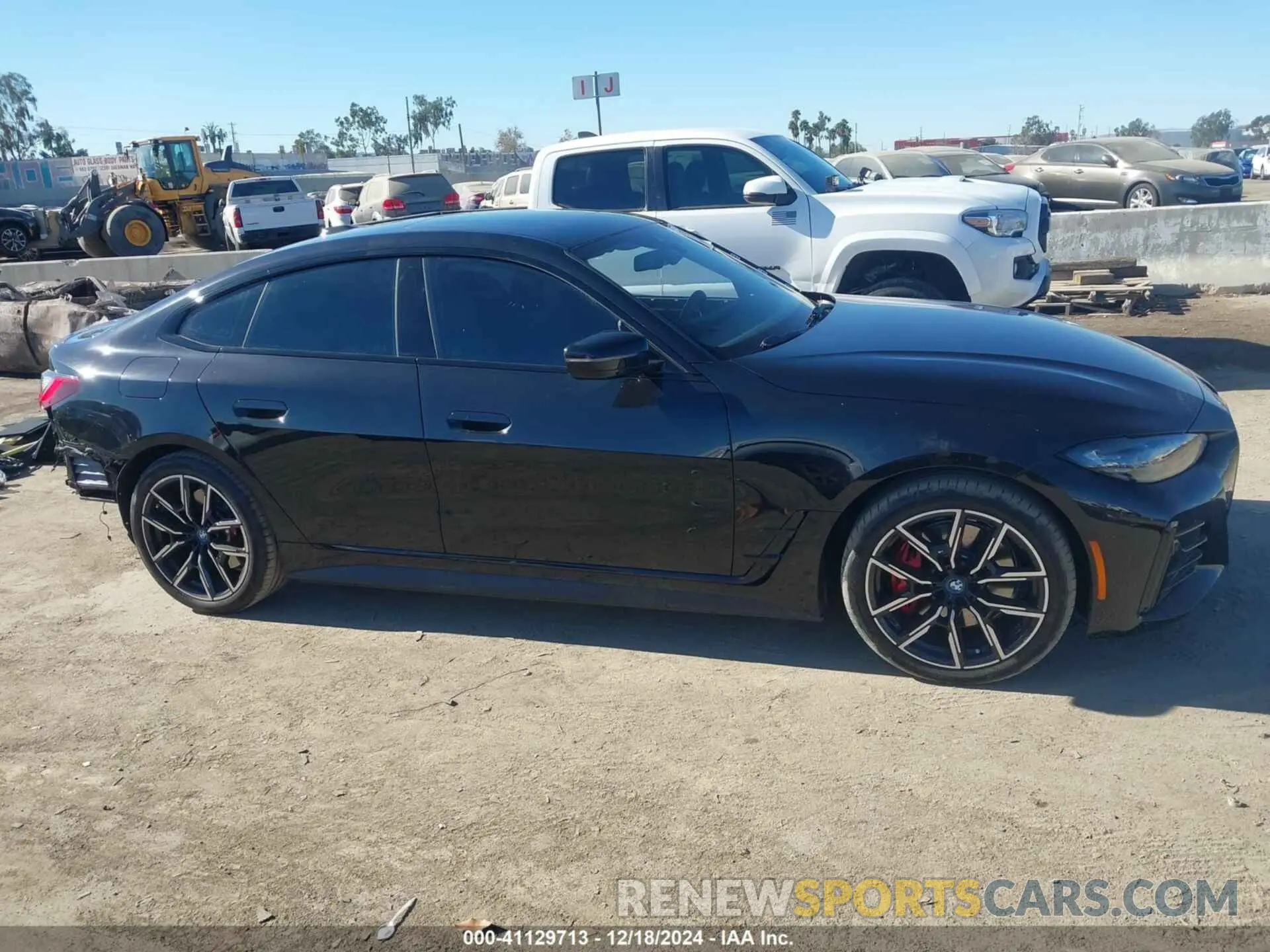 14 fotografías del automóvil dañado WBY43AW05RFT24687 BMW I4 2024