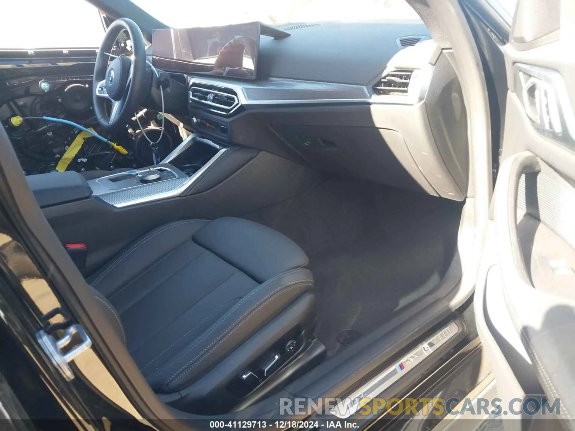 5 fotografías del automóvil dañado WBY43AW05RFT24687 BMW I4 2024