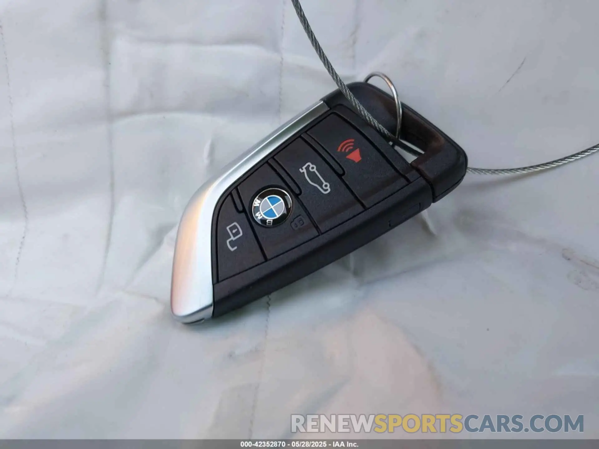11 fotografías del automóvil dañado WBY43AW09RFS19070 BMW I4 2024