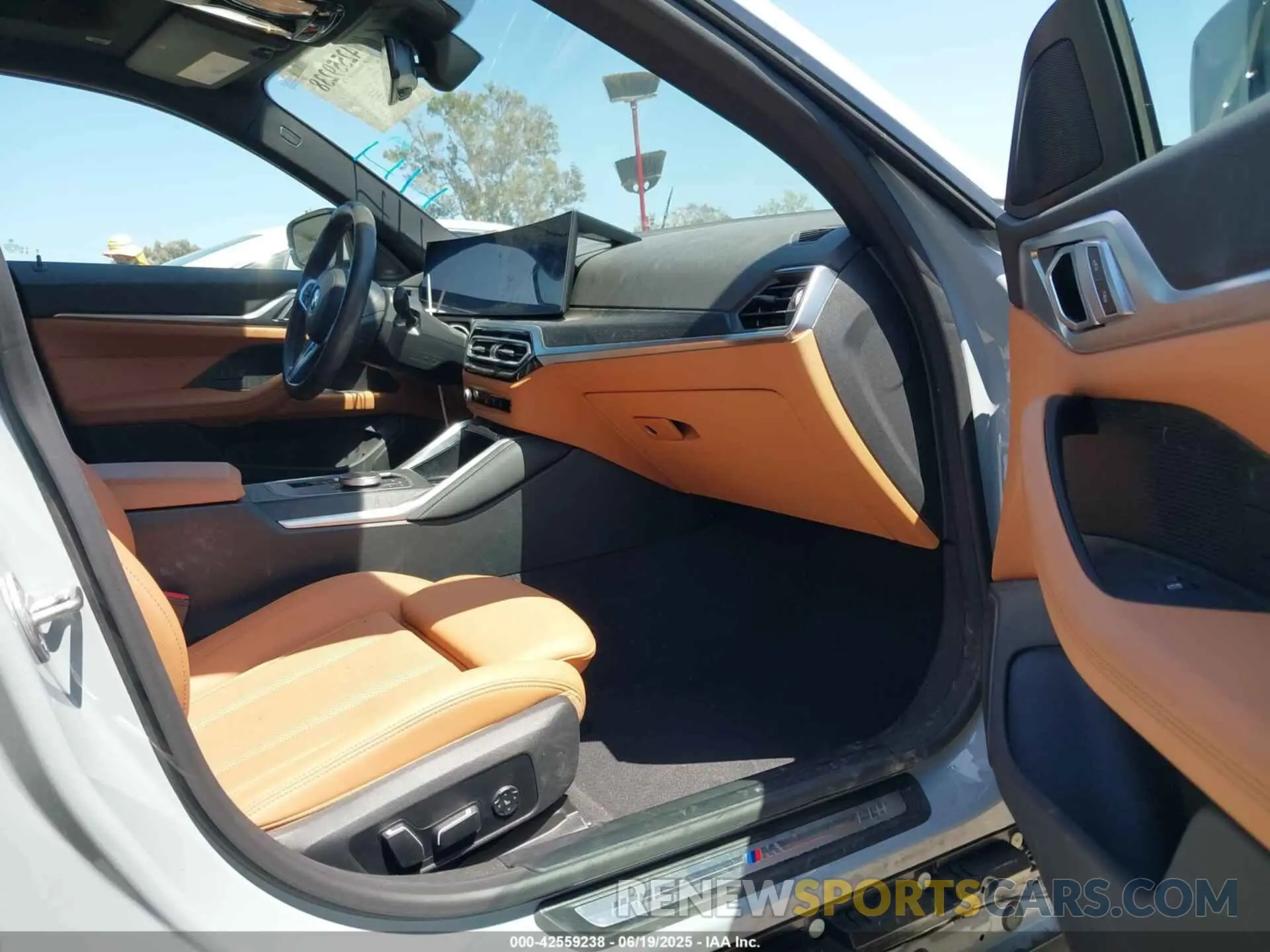 5 fotografías del automóvil dañado WBY73AW01RFS45238 BMW I4 2024