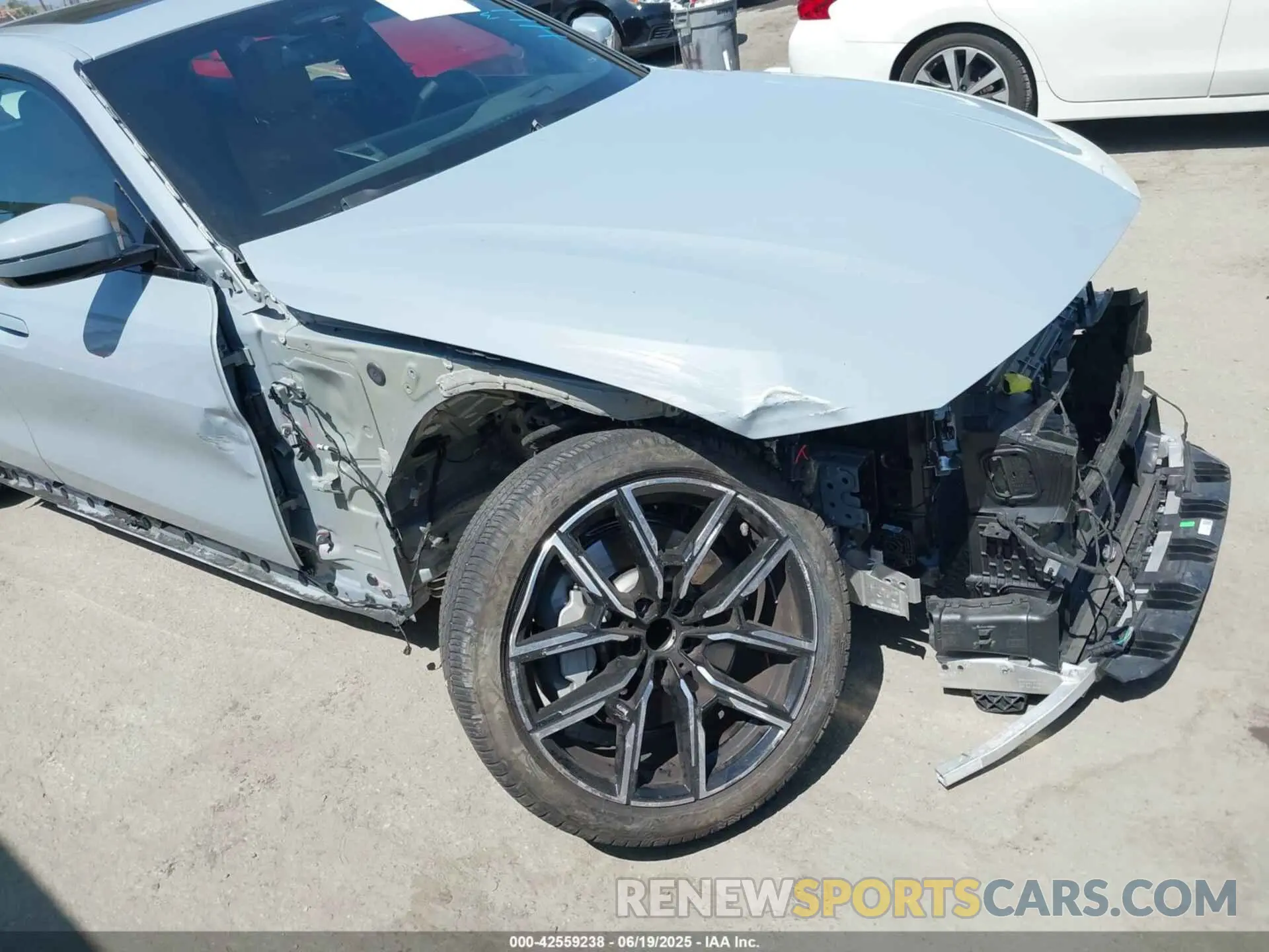 6 fotografías del automóvil dañado WBY73AW01RFS45238 BMW I4 2024