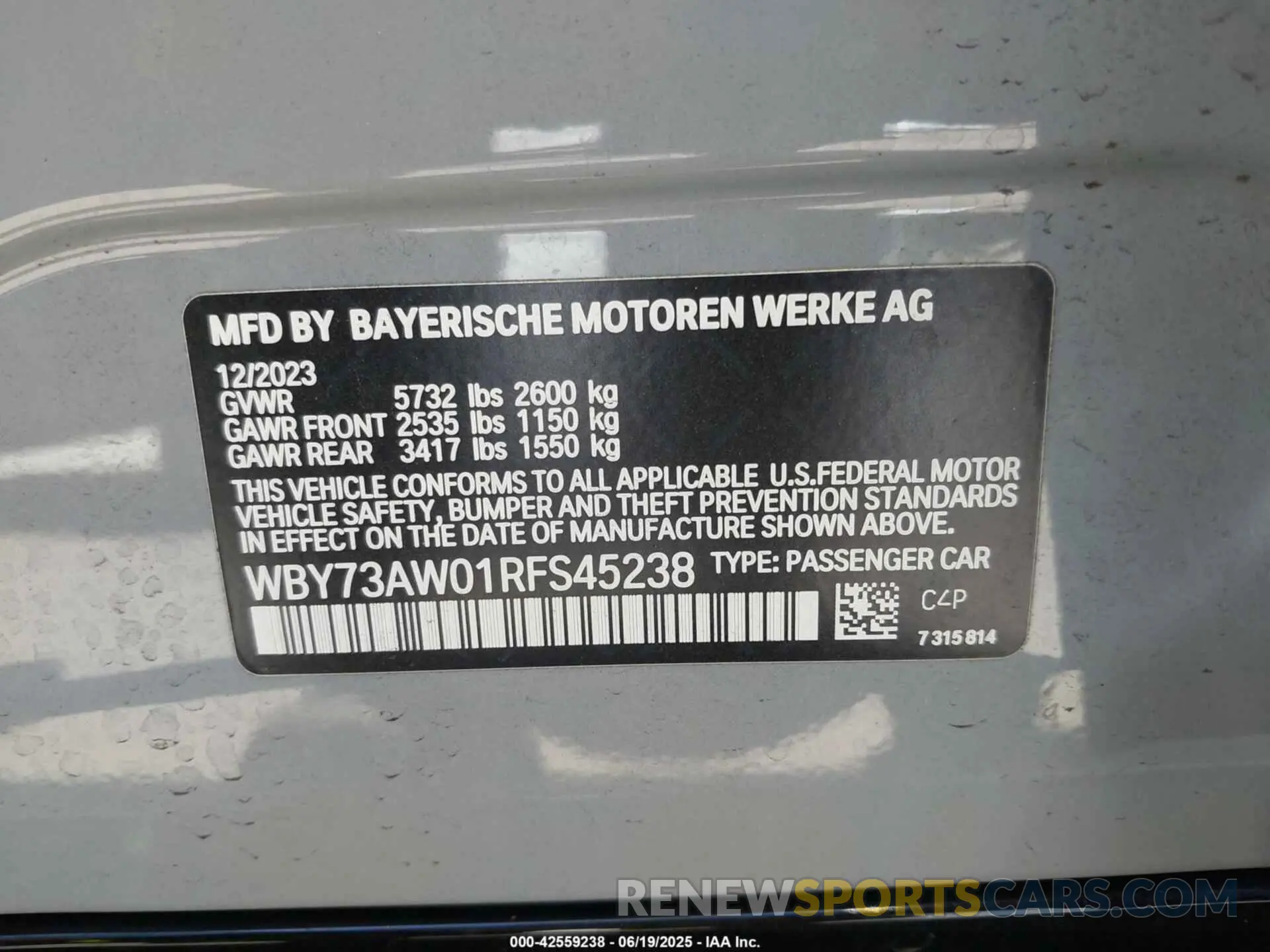 9 fotografías del automóvil dañado WBY73AW01RFS45238 BMW I4 2024