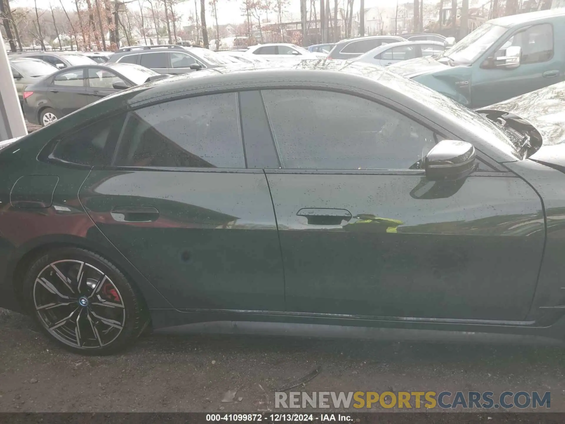 13 fotografías del automóvil dañado WBY73AW01RFT13389 BMW I4 2024