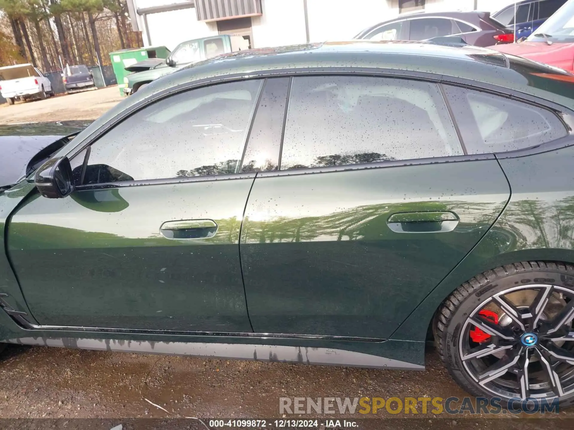 14 fotografías del automóvil dañado WBY73AW01RFT13389 BMW I4 2024