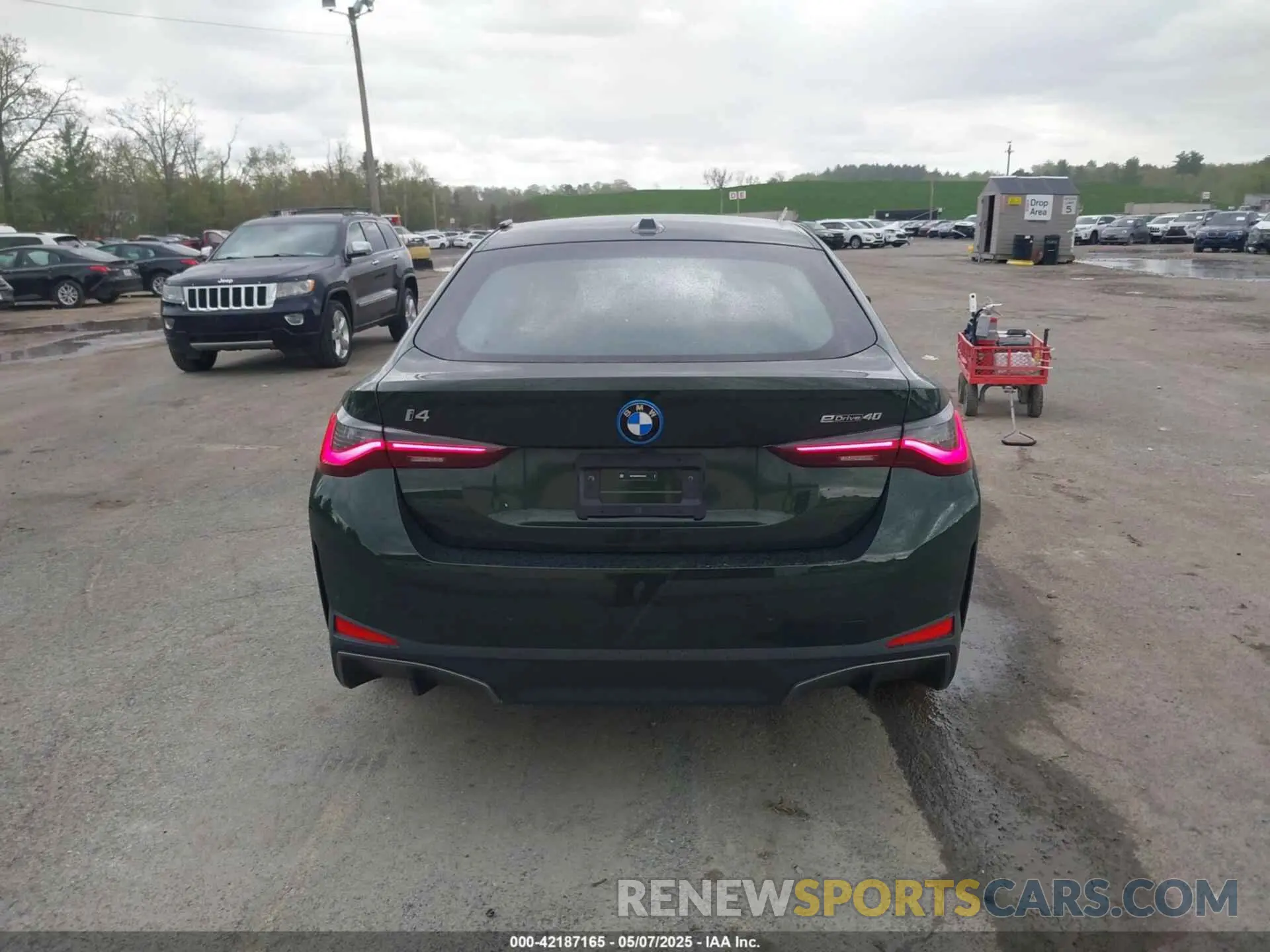 16 fotografías del automóvil dañado WBY73AW07RFS54641 BMW I4 2024