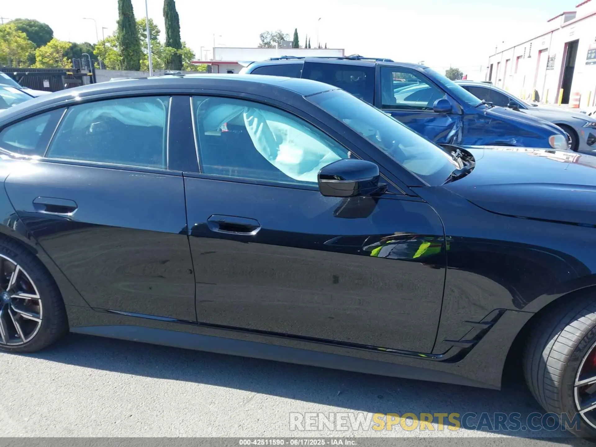 13 fotografías del automóvil dañado WBY73AW09RFS63308 BMW I4 2024