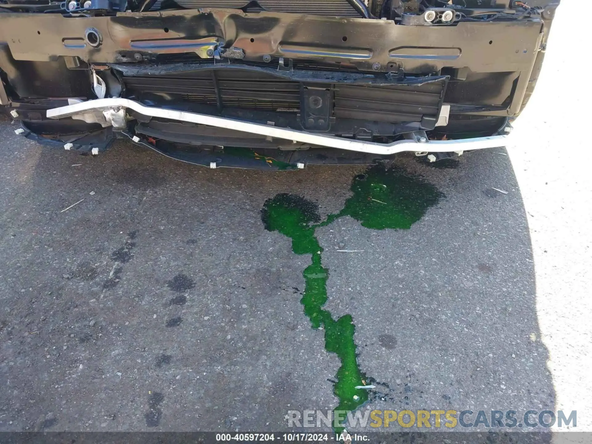 19 fotografías del automóvil dañado WBY83FB00RFR75813 BMW I4 2024