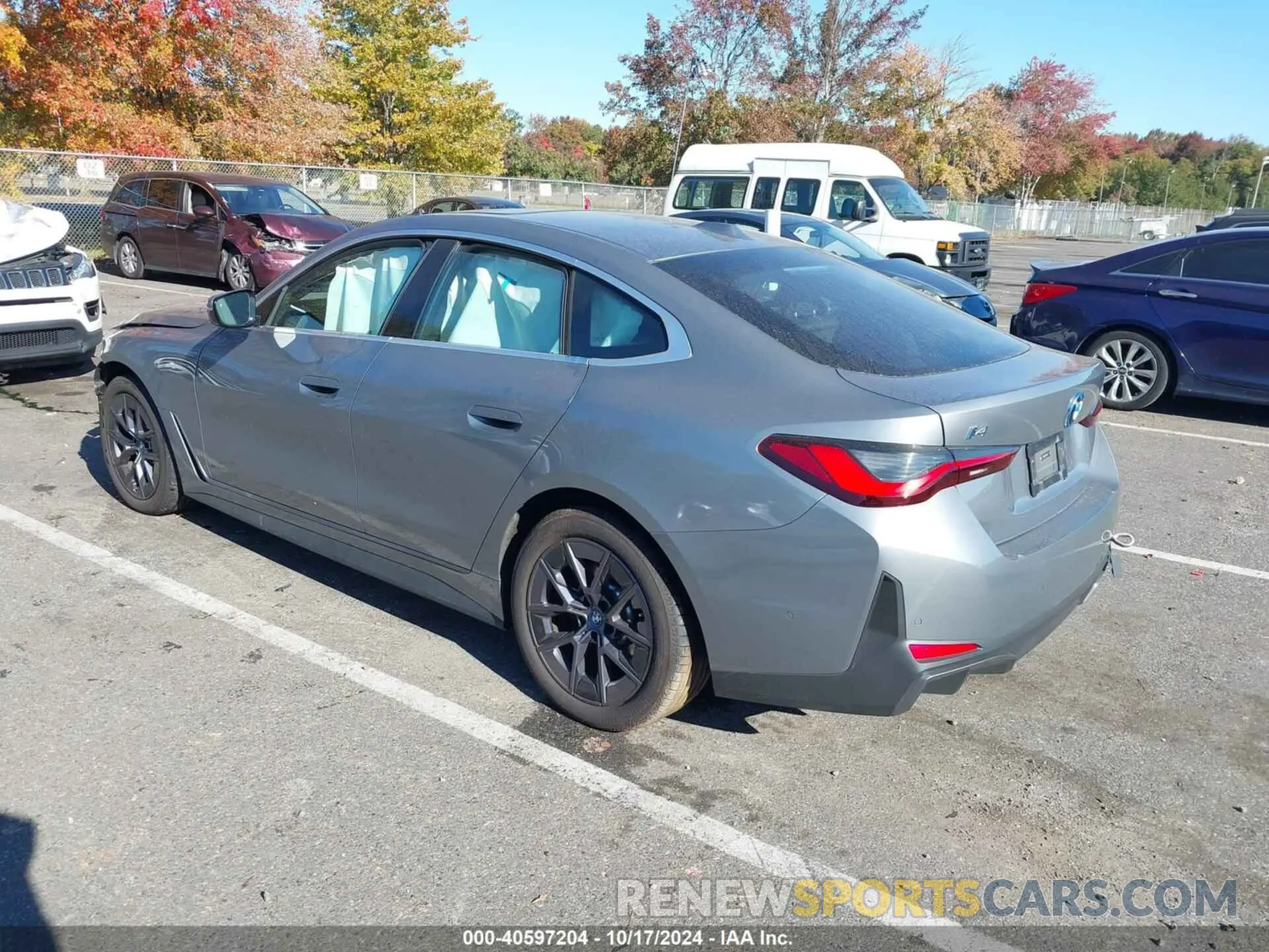 3 fotografías del automóvil dañado WBY83FB00RFR75813 BMW I4 2024